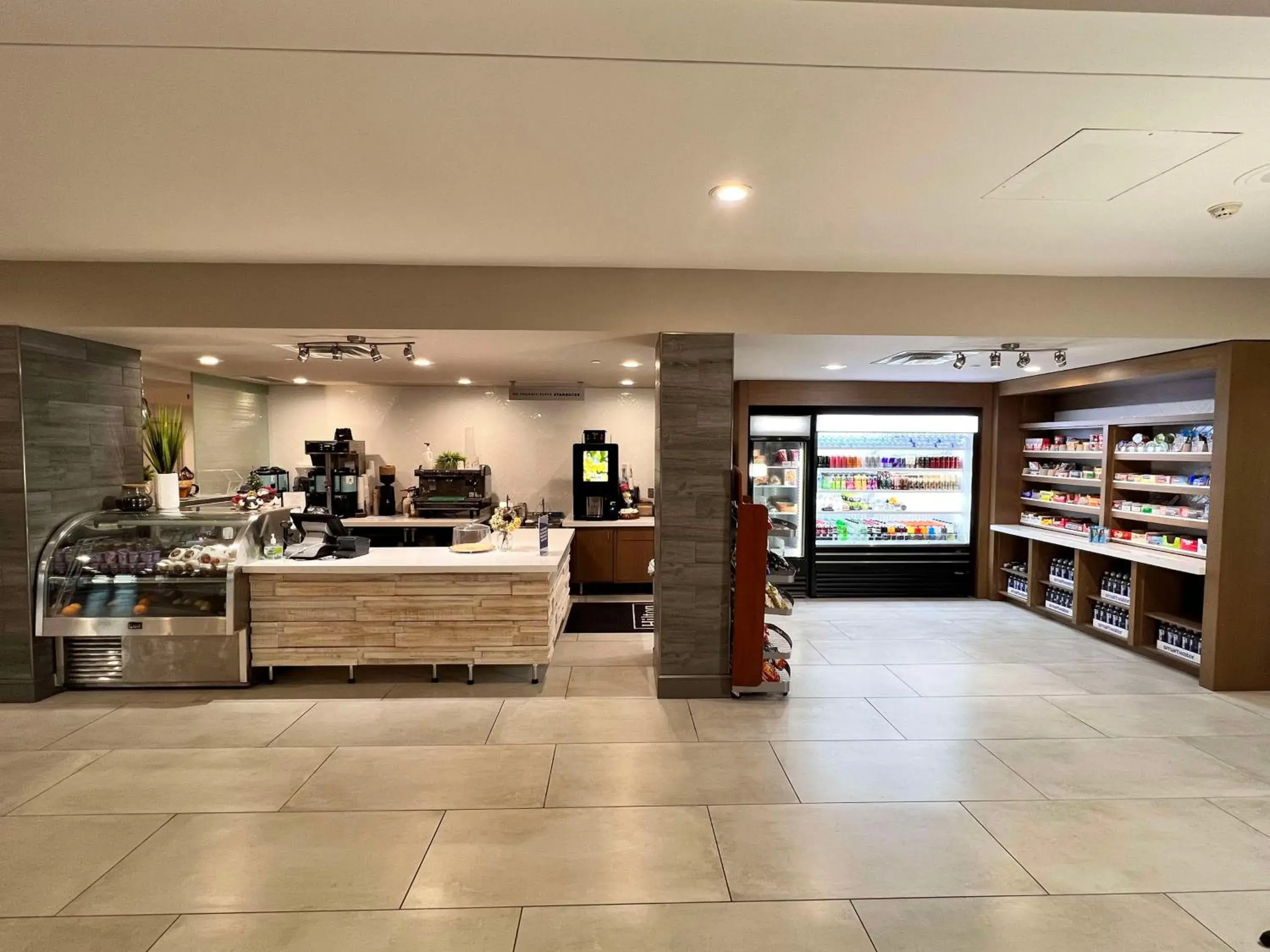 Restaurant/places to eat in DoubleTree by Hilton Bloomington Minneapolis South Restaurant/places to eat in DoubleTree by Hilton Bloomington Minneapolis South