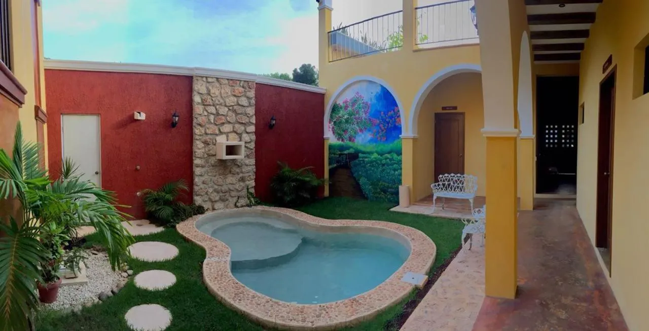 Swimming pool in Casa Sisal Valladolid Yuc