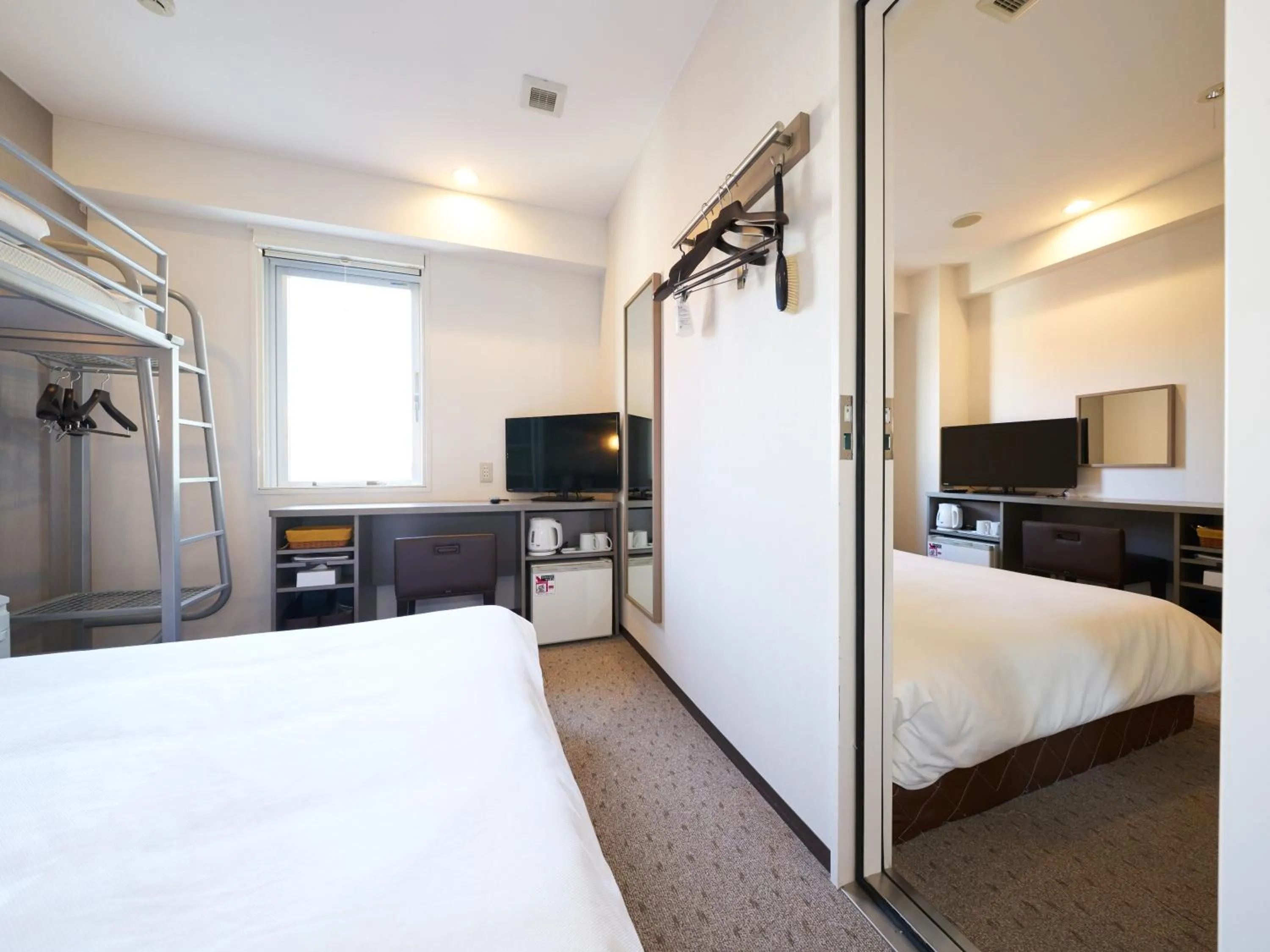 Bed in Super Hotel Tokyo Nihombashi Mitsukoshimae