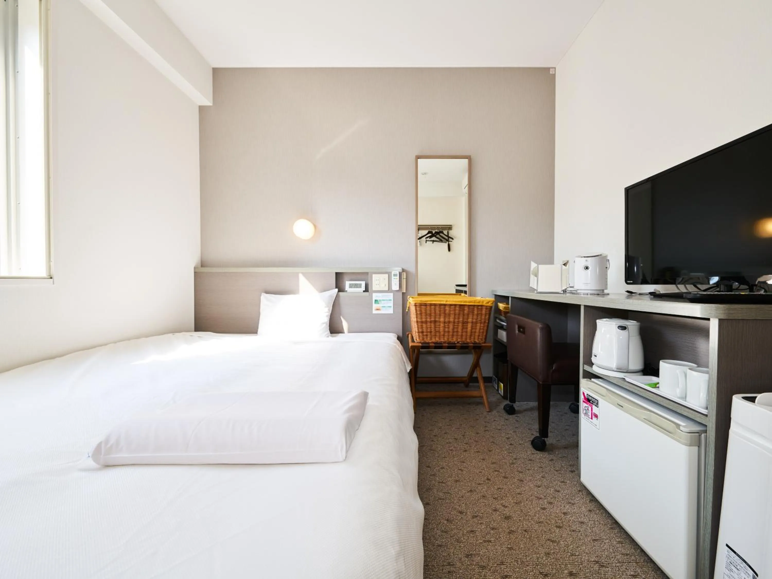 Bed in Super Hotel Tokyo Nihombashi Mitsukoshimae