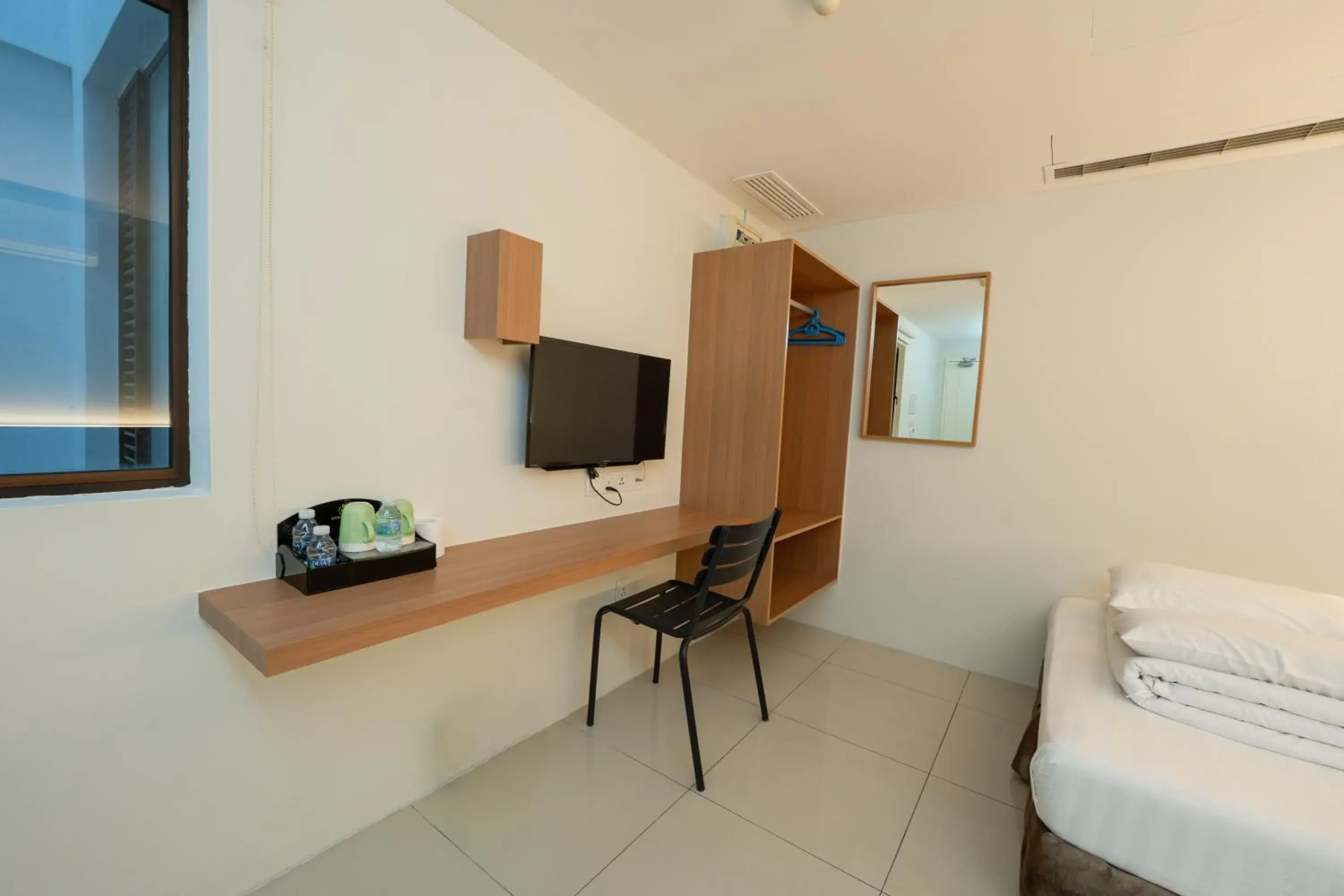 TV and multimedia, Bed in Green Hotel TV and multimedia, Bed in Green Hotel