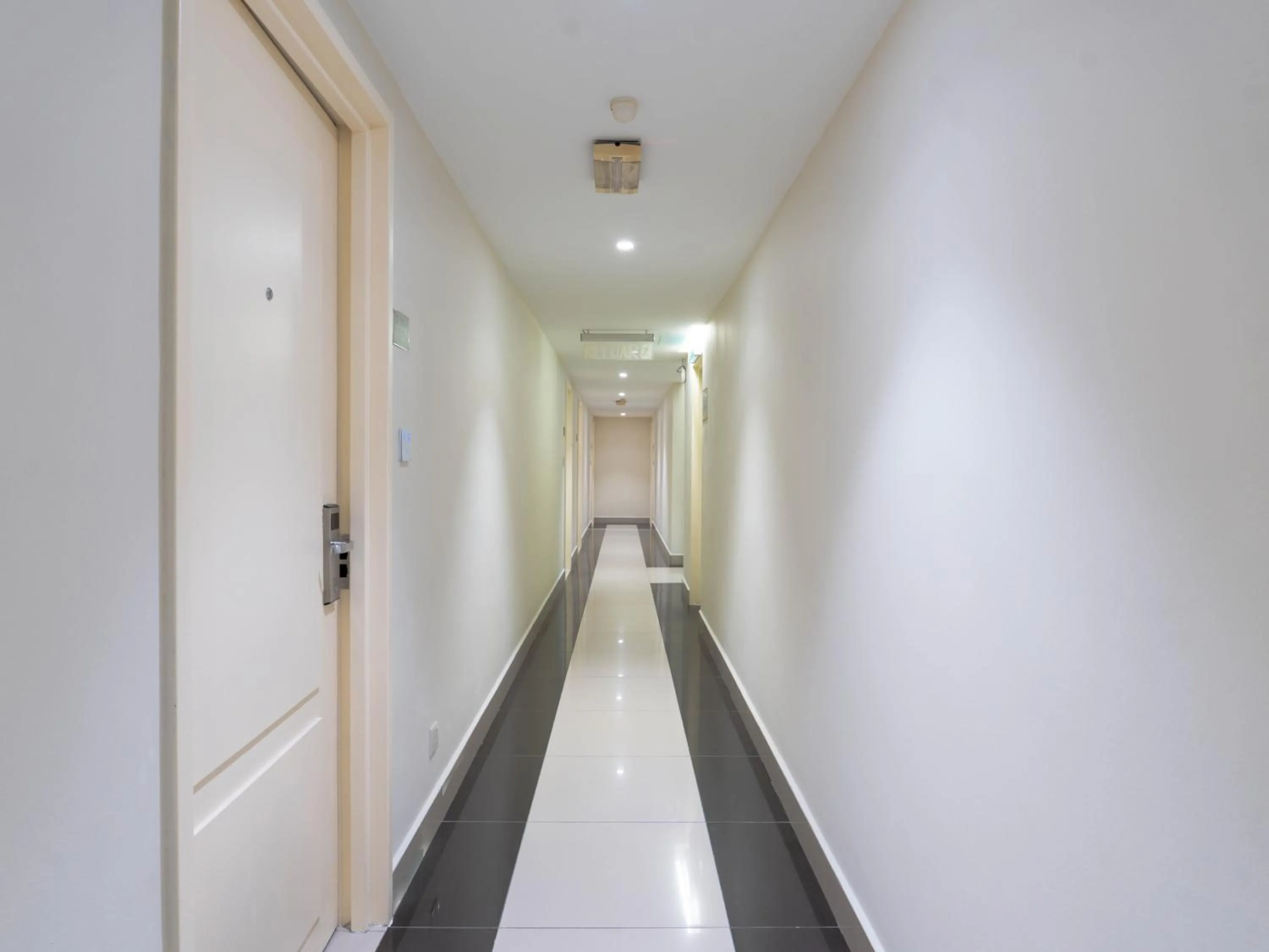 Area and facilities in Green Hotel