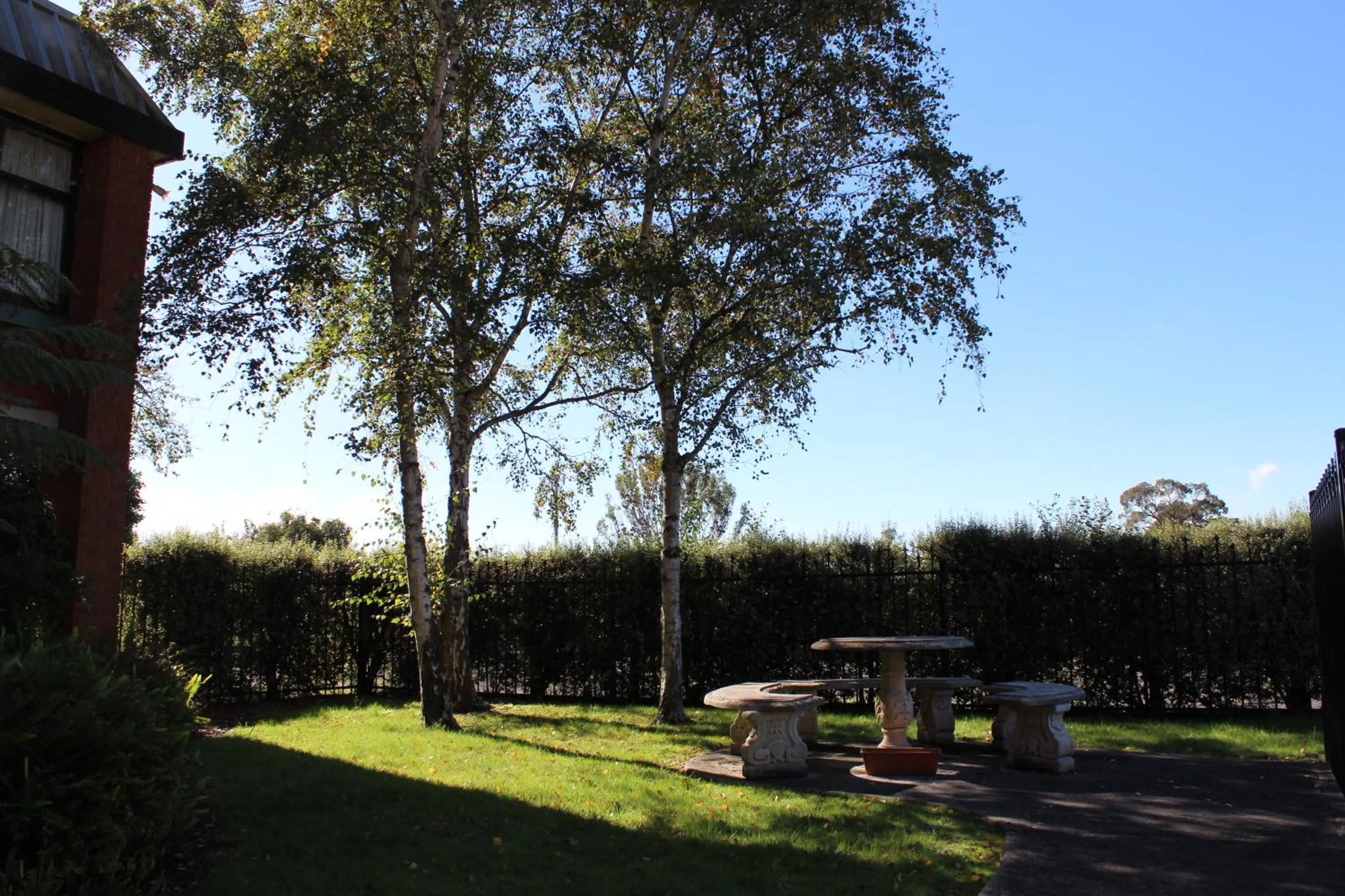 Moe Motor Inn - Contactless 24 hour Checkinn Available