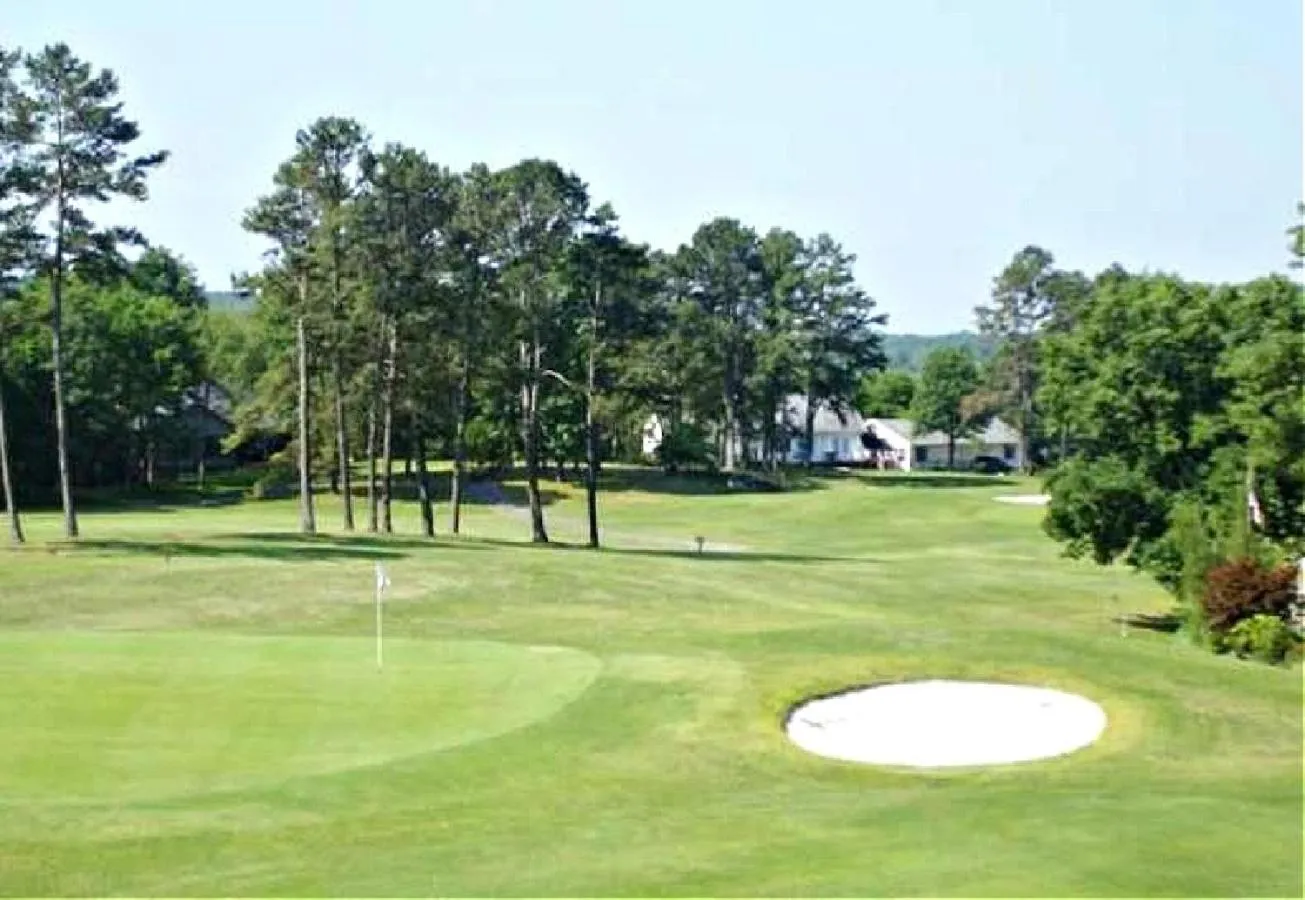 Activities in Secluded Home with Mini Waterfall and a Creek in Hot Springs