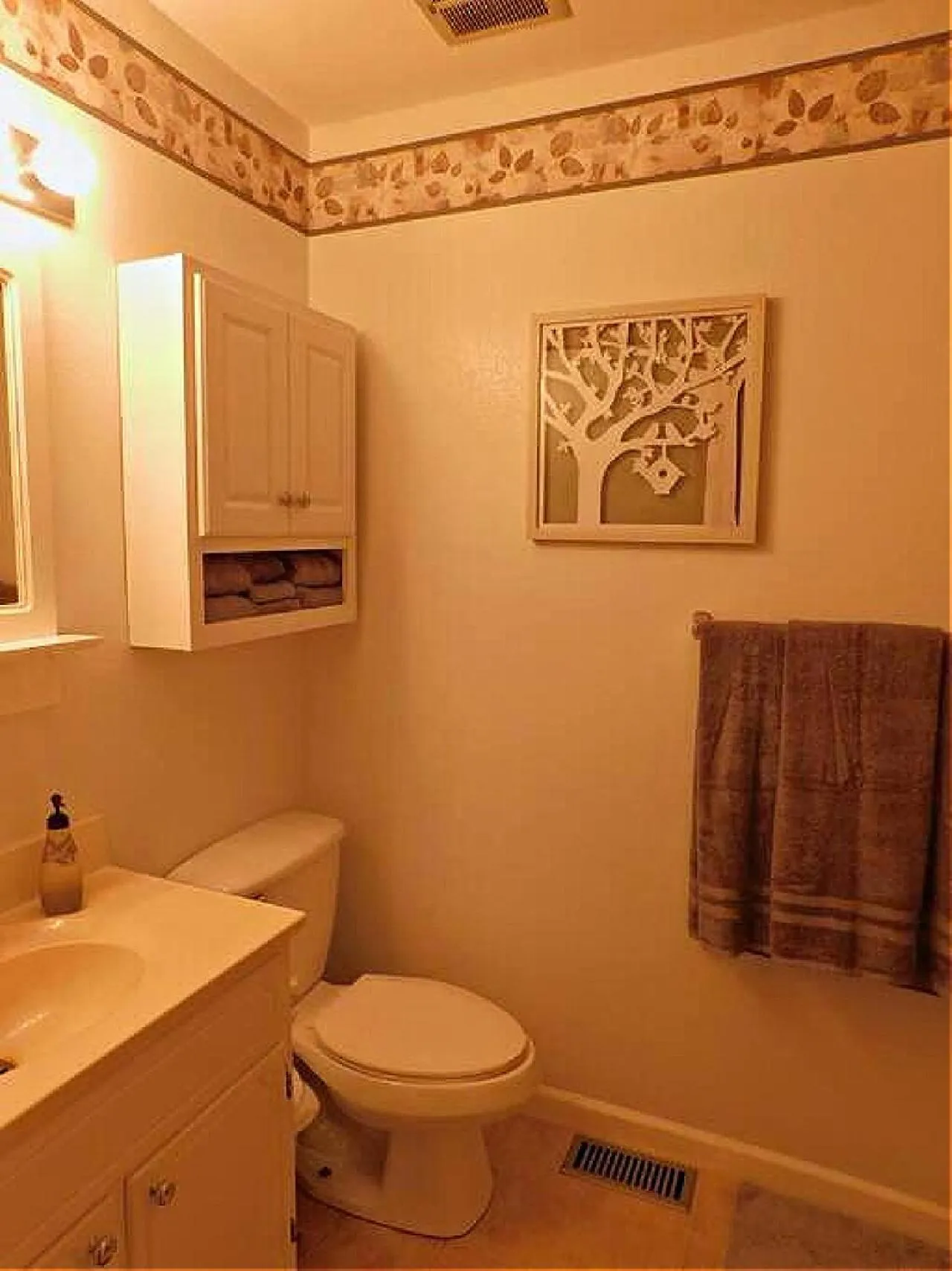 Bathroom in Secluded Home with Mini Waterfall and a Creek in Hot Springs