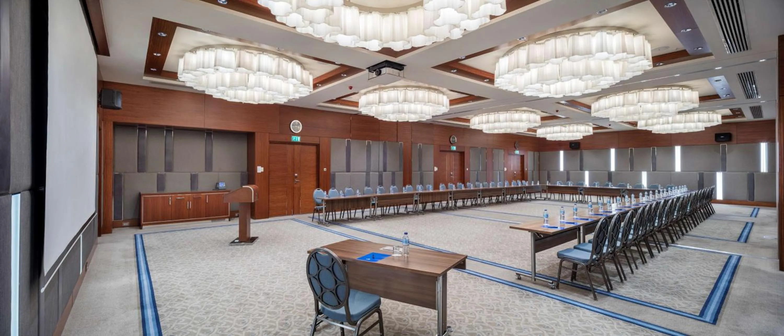 Meeting/conference room in Hilton Bursa Convention Center & Spa