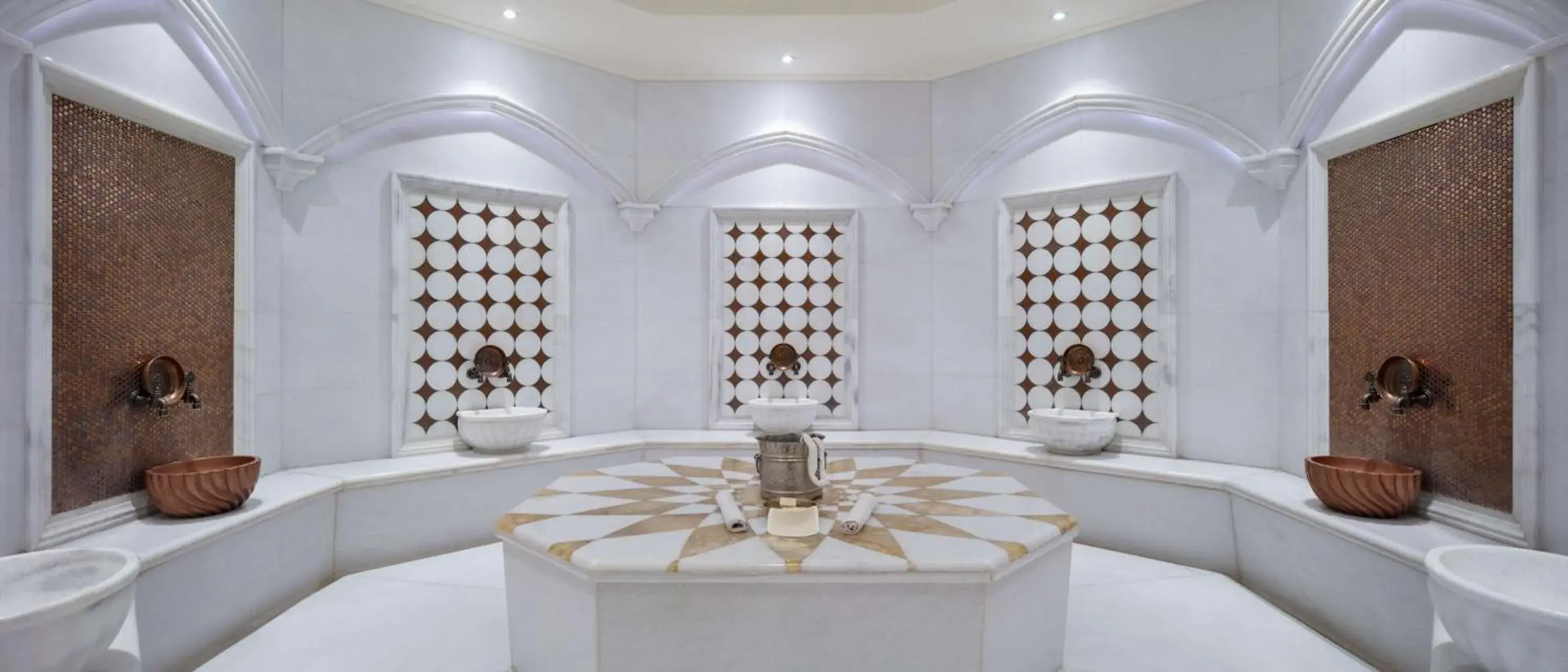 Spa and wellness centre/facilities in Hilton Bursa Convention Center & Spa Spa and wellness centre/facilities in Hilton Bursa Convention Center & Spa