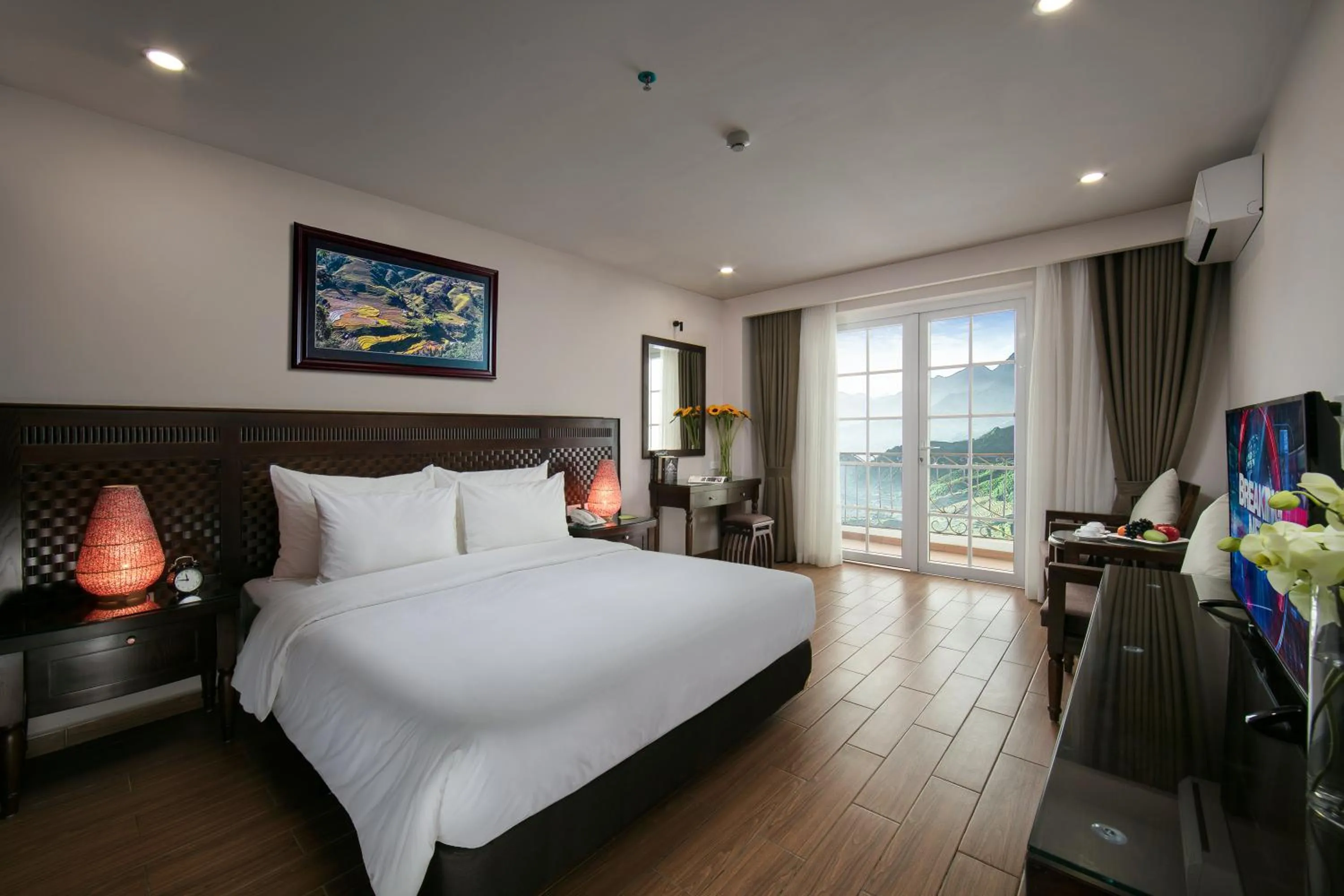 Photo of the whole room, Bed in Azure Sapa Hotel