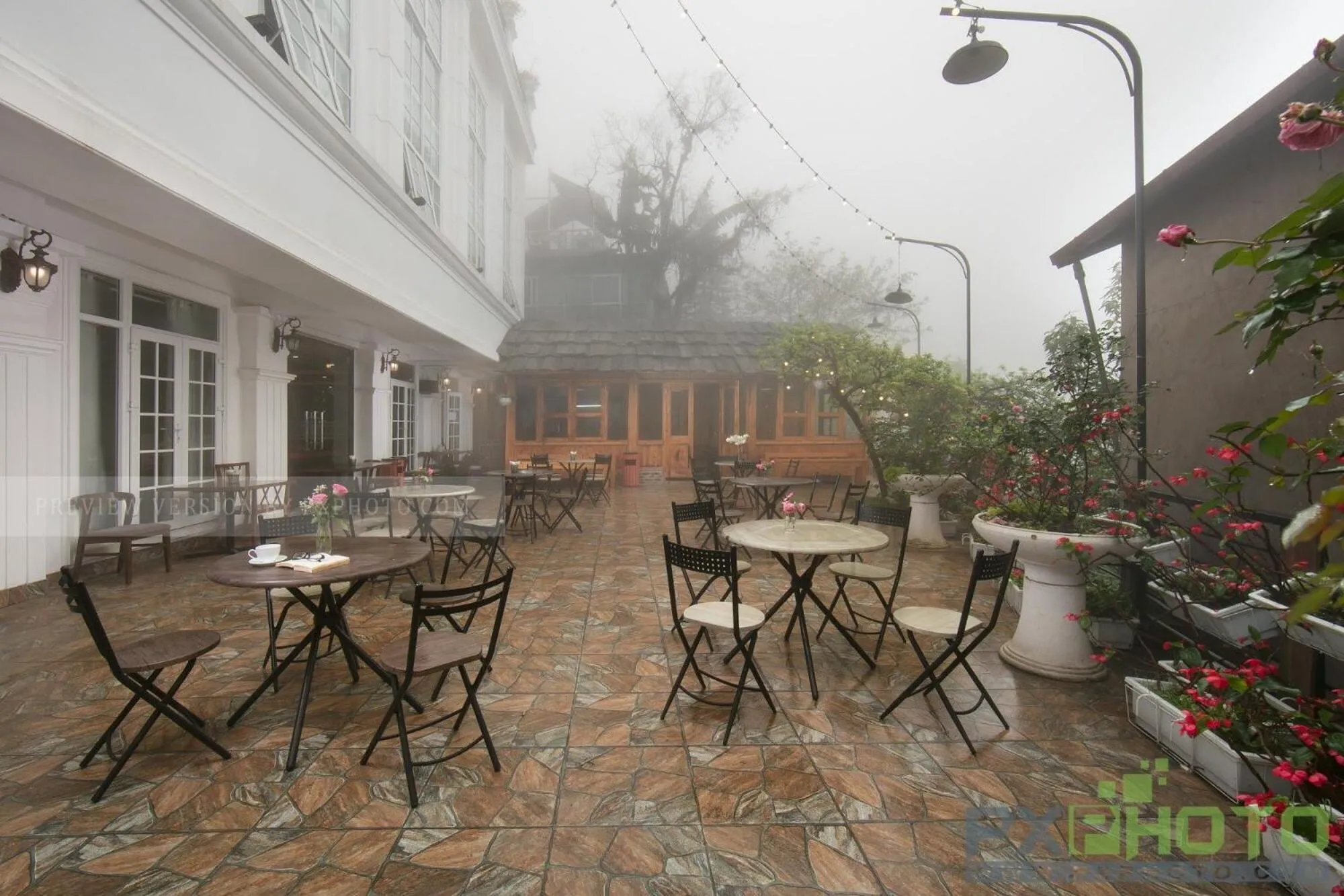Patio in Azure Sapa Hotel
