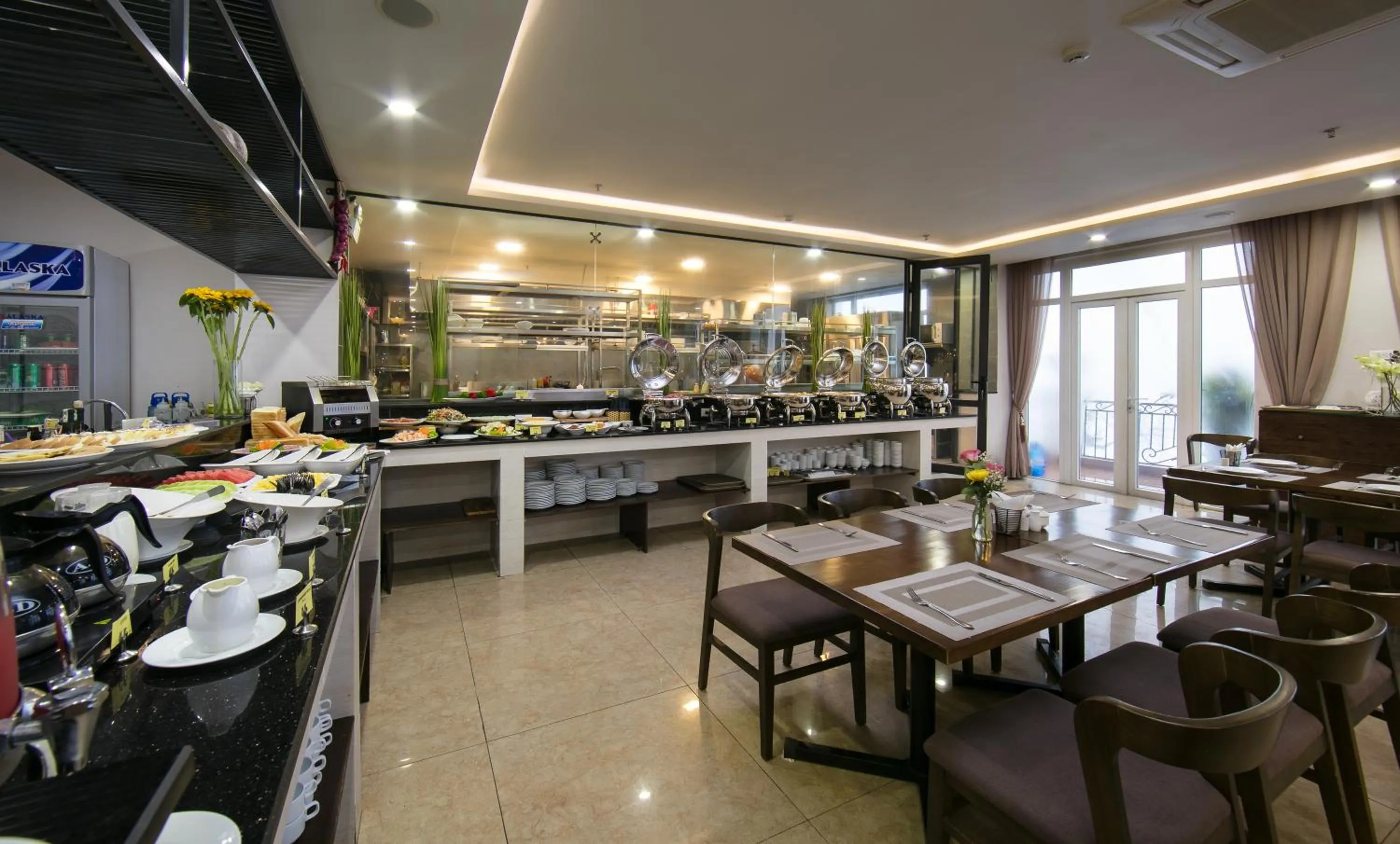 Restaurant/places to eat in Azure Sapa Hotel