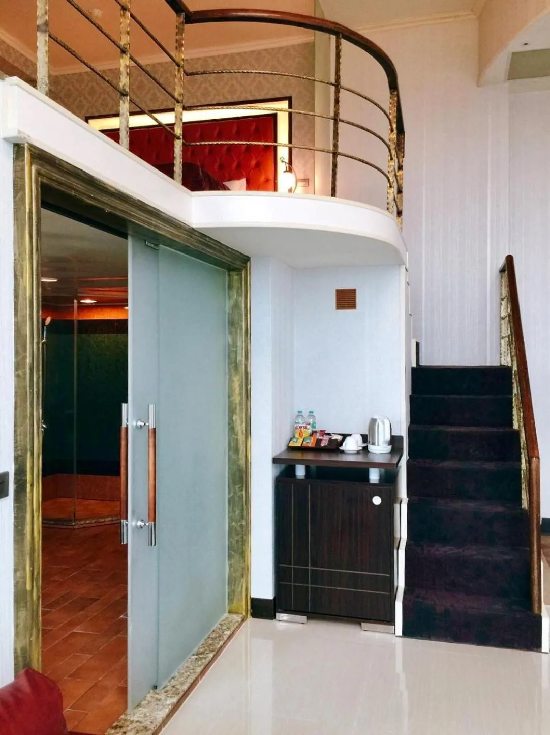 Hi-Star View Hotel