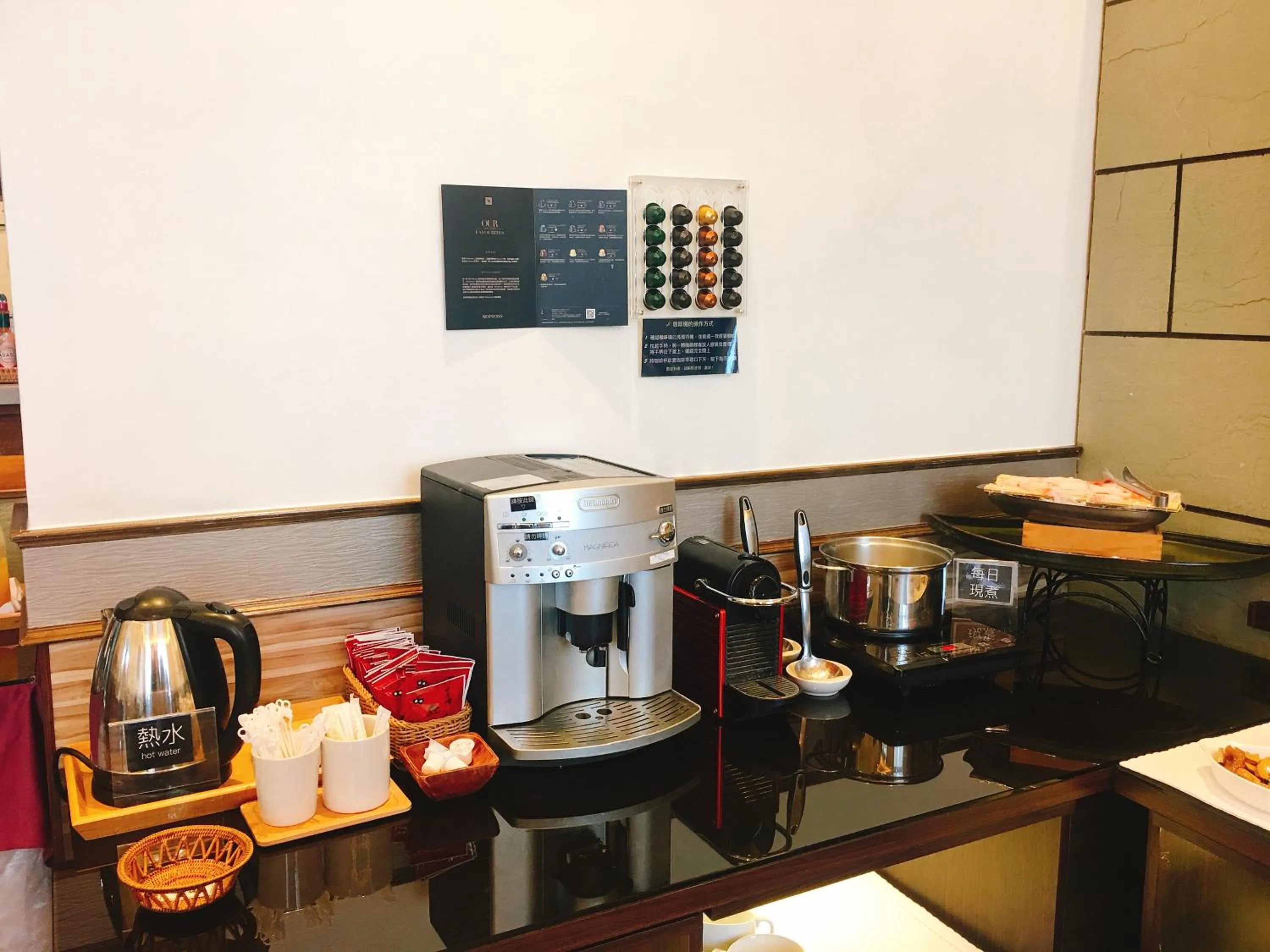 Food in Hi-Star View Hotel