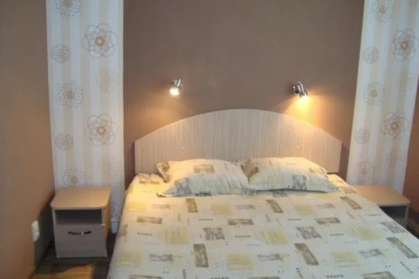 Bed in Hotel Maritsa