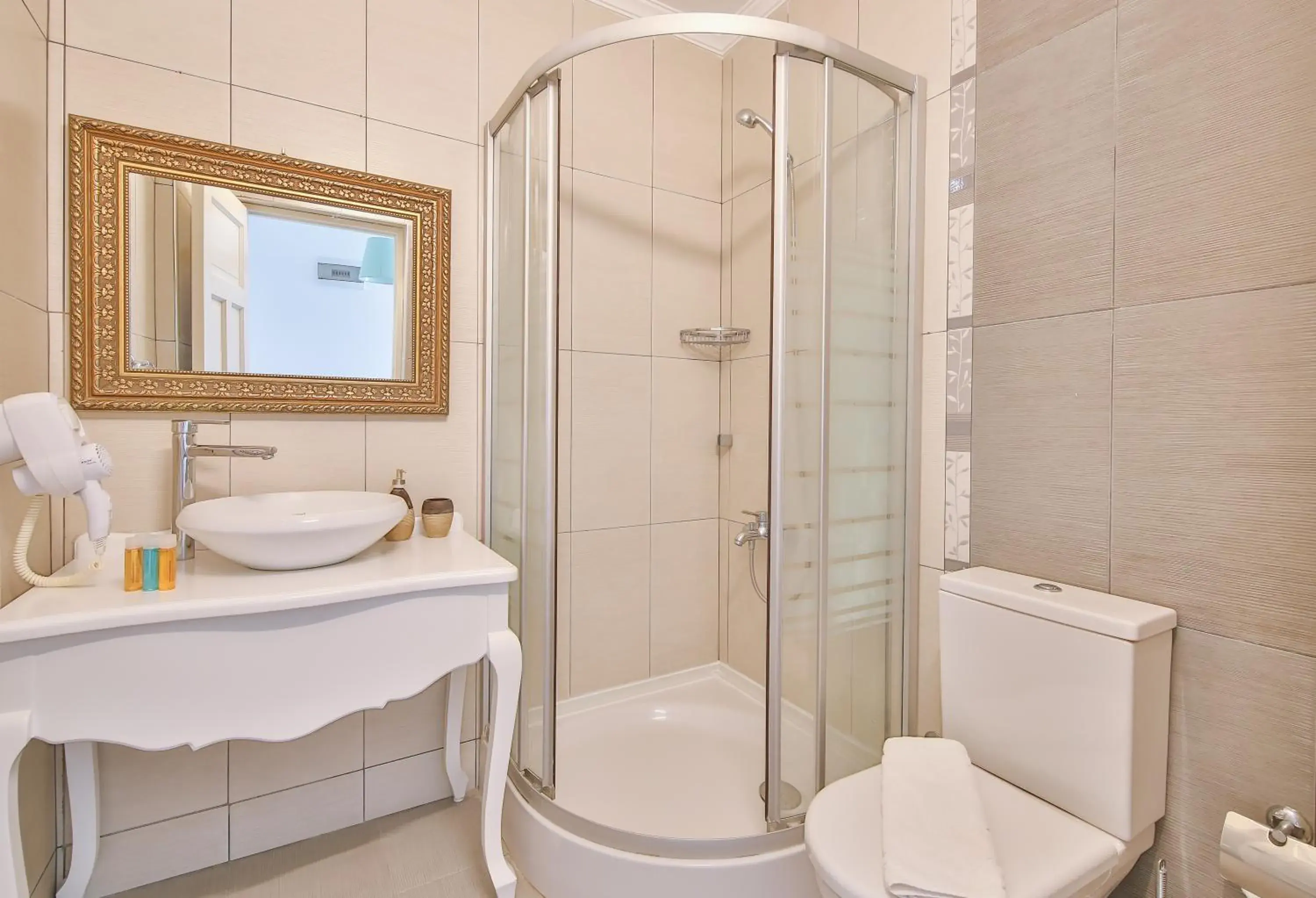 Triple Room in Alacati Sorf Hotel Triple Room in Alacati Sorf Hotel