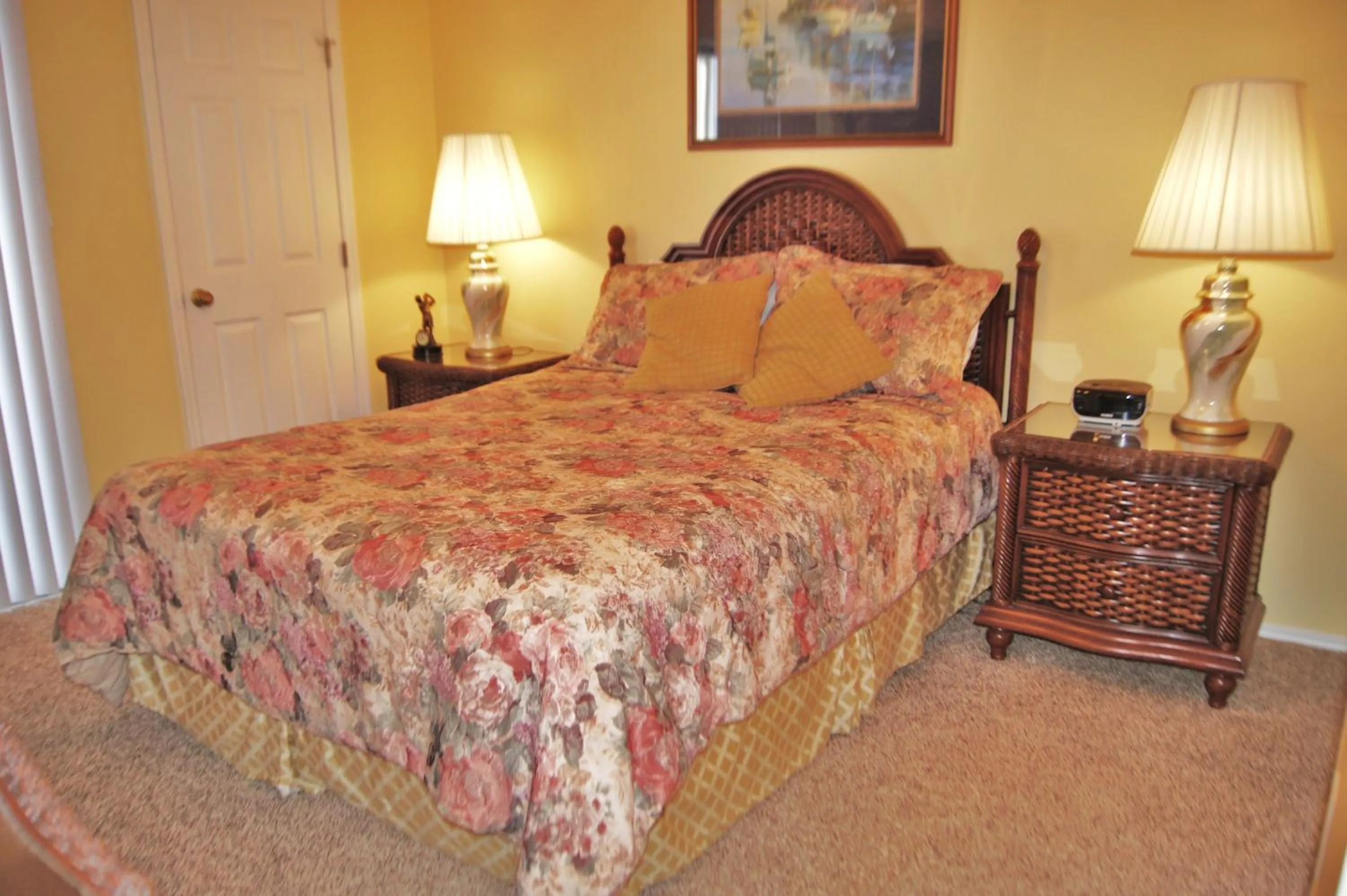 Bed in Sea Cloisters 204C Condo
