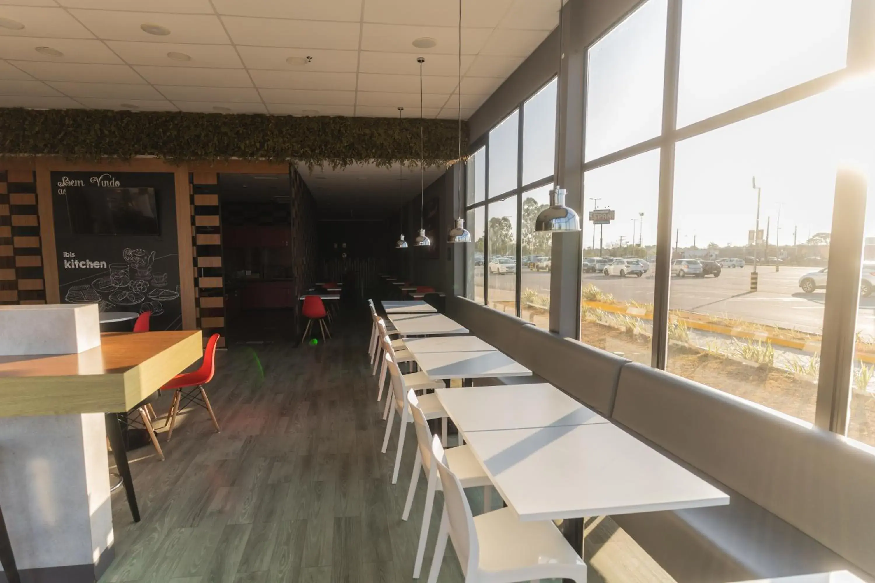 Restaurant/places to eat in Ibis Lorena - Circuito da Fé Restaurant/places to eat in Ibis Lorena - Circuito da Fé