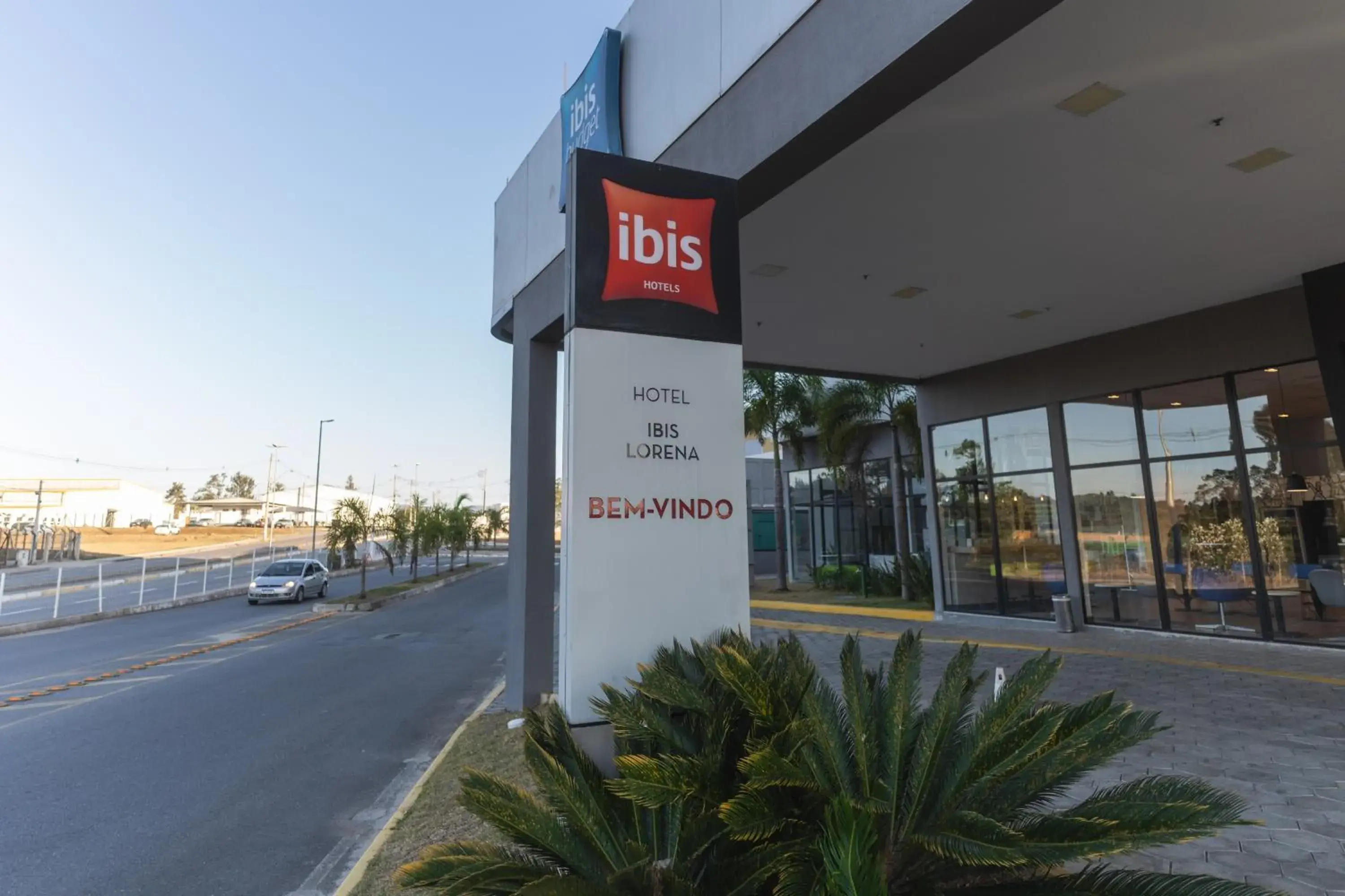 Property building in Ibis Lorena - Circuito da Fé Property building in Ibis Lorena - Circuito da Fé