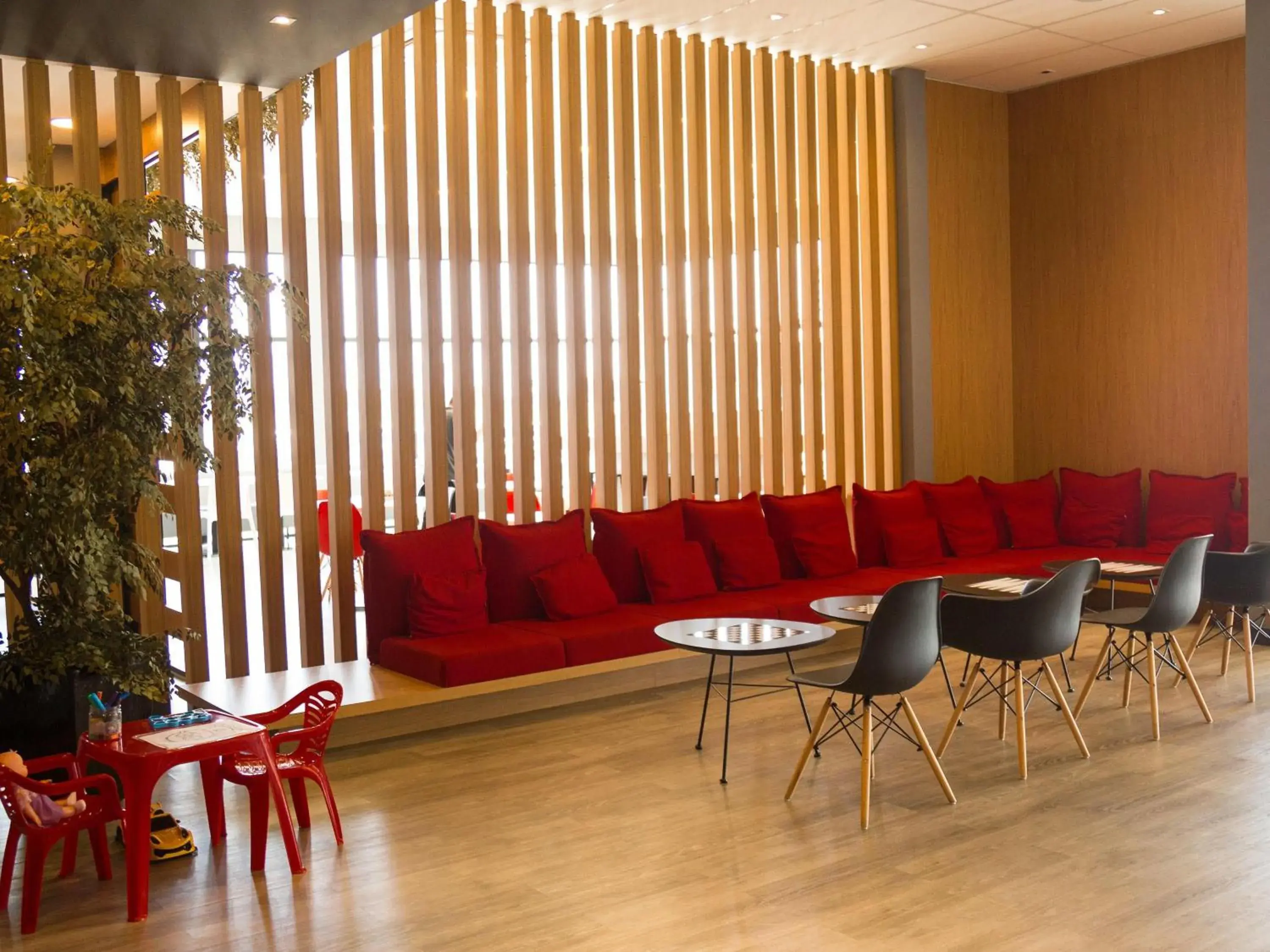 Property building in Ibis Lorena - Circuito da Fé Property building in Ibis Lorena - Circuito da Fé