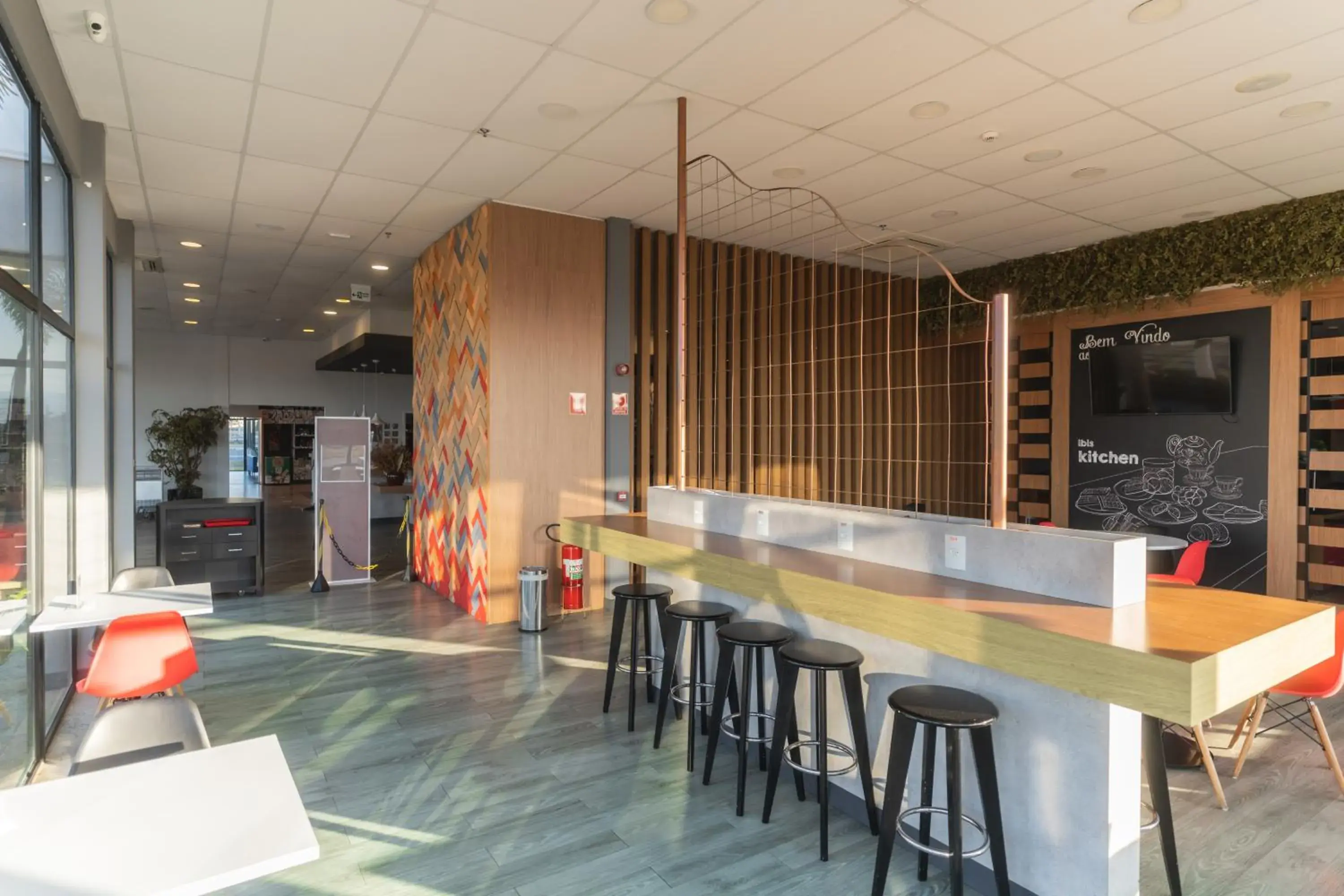 Restaurant/places to eat in Ibis Lorena - Circuito da Fé Restaurant/places to eat in Ibis Lorena - Circuito da Fé