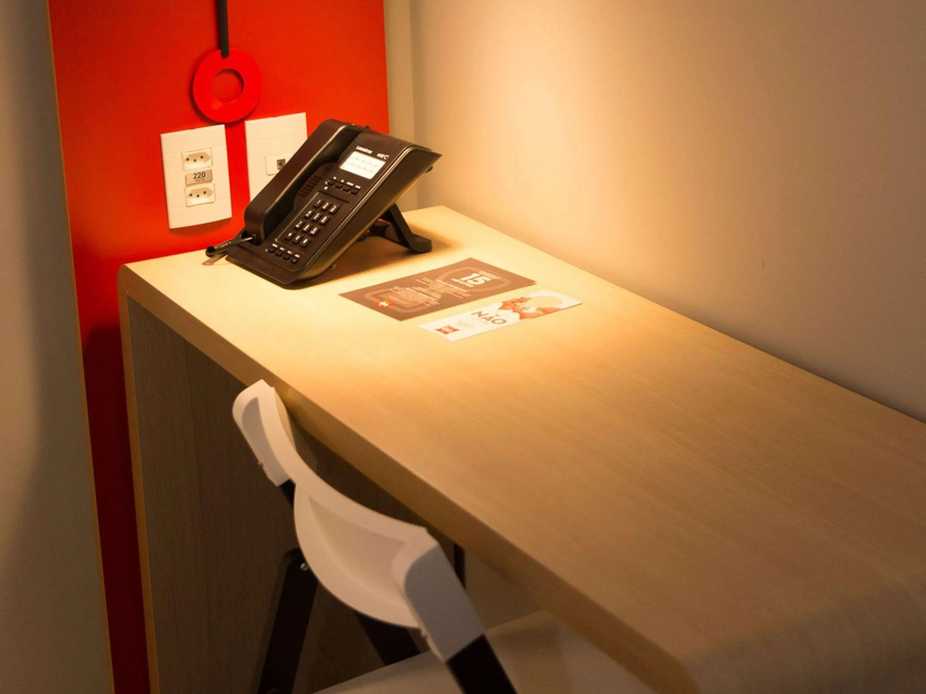 Photo of the whole room in Ibis Lorena - Circuito da Fé