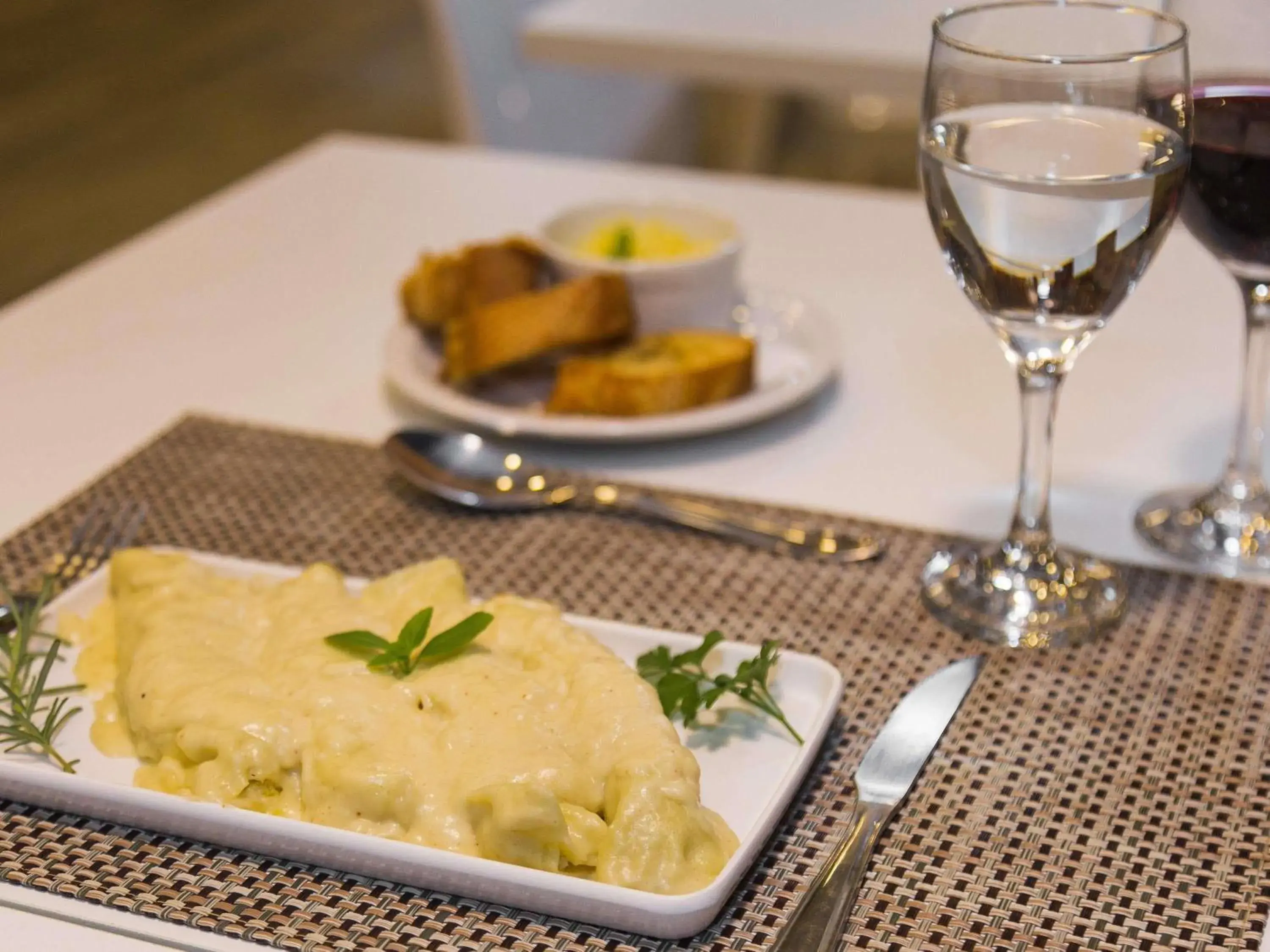 Restaurant/places to eat in Ibis Budget Lorena - Circuito da Fé Restaurant/places to eat in Ibis Budget Lorena - Circuito da Fé