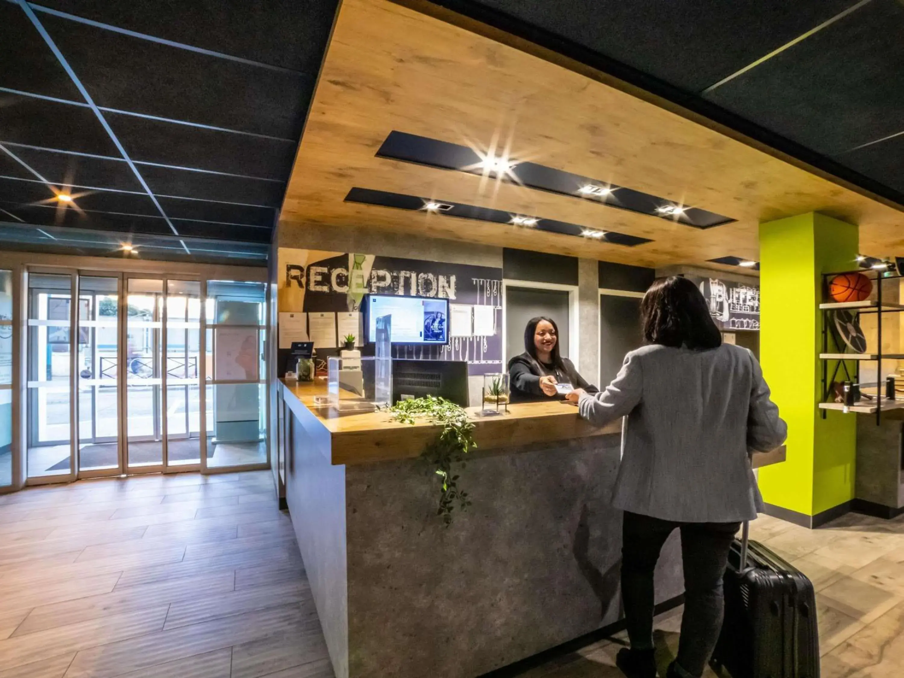 Property building in ibis budget Paris Clichy Mairie Property building in ibis budget Paris Clichy Mairie