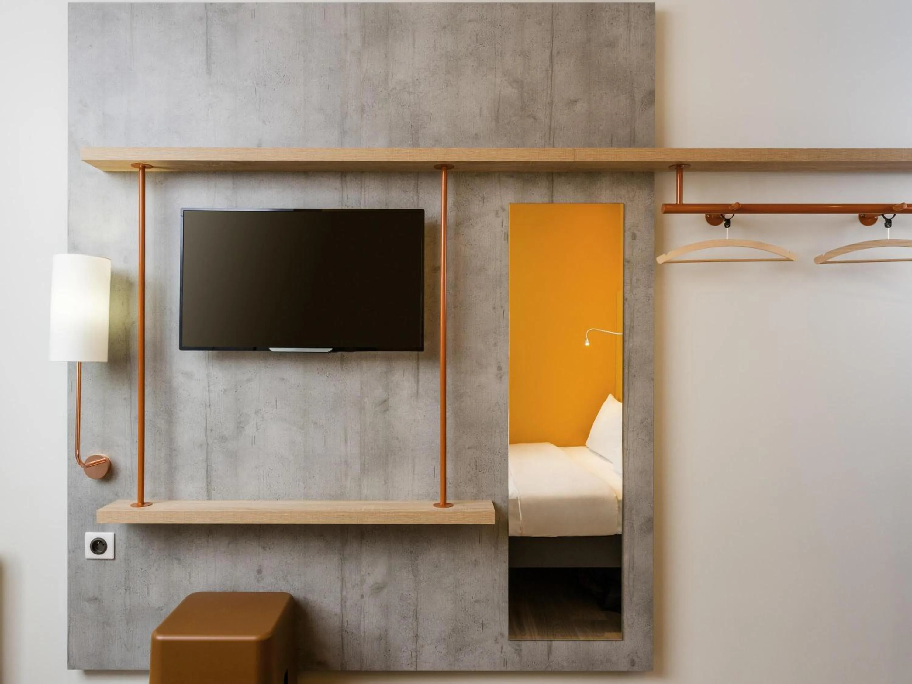 Bedroom, Bed in ibis budget Paris Clichy Mairie