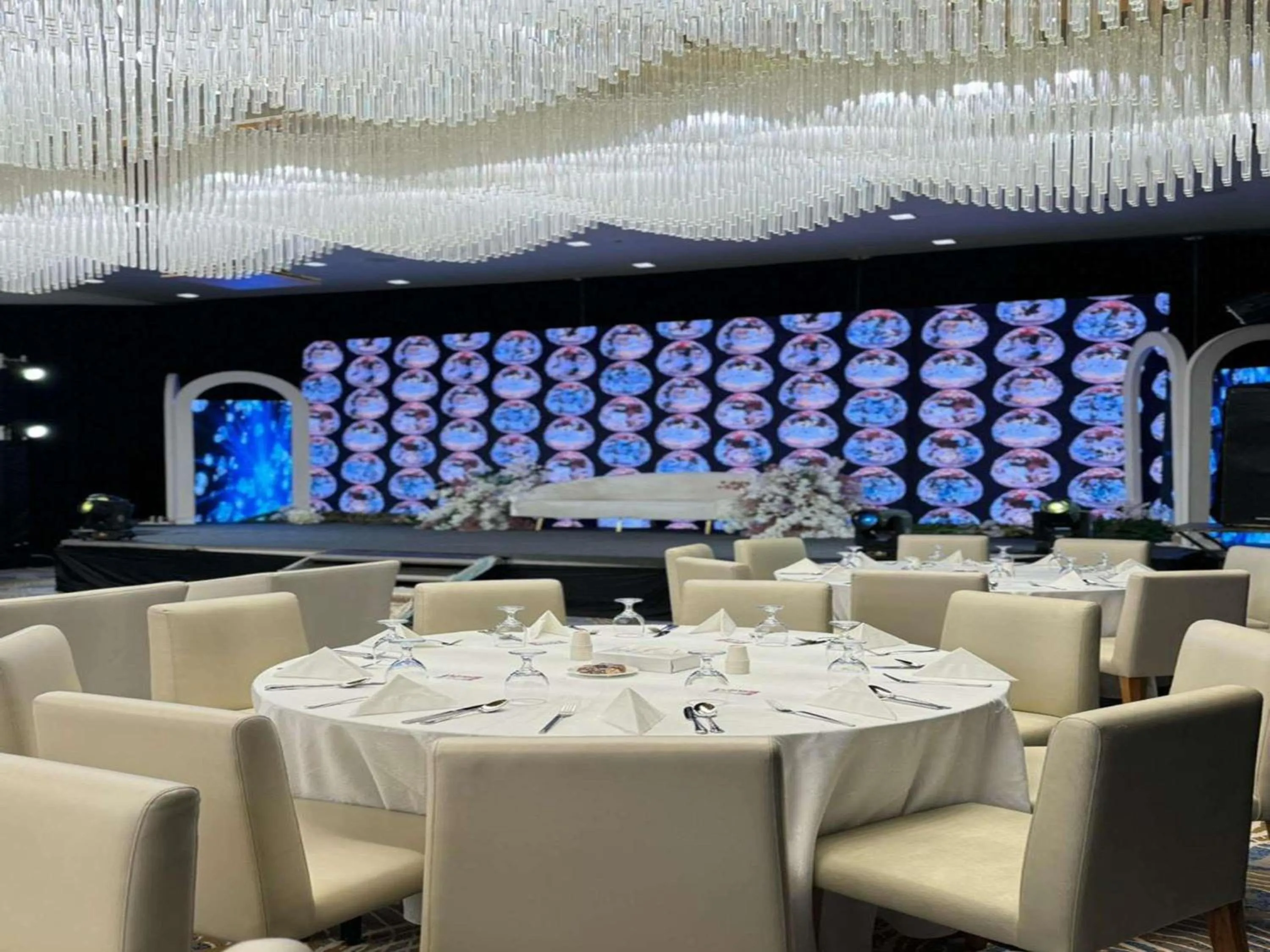 Meeting/conference room in Novotel Jazan