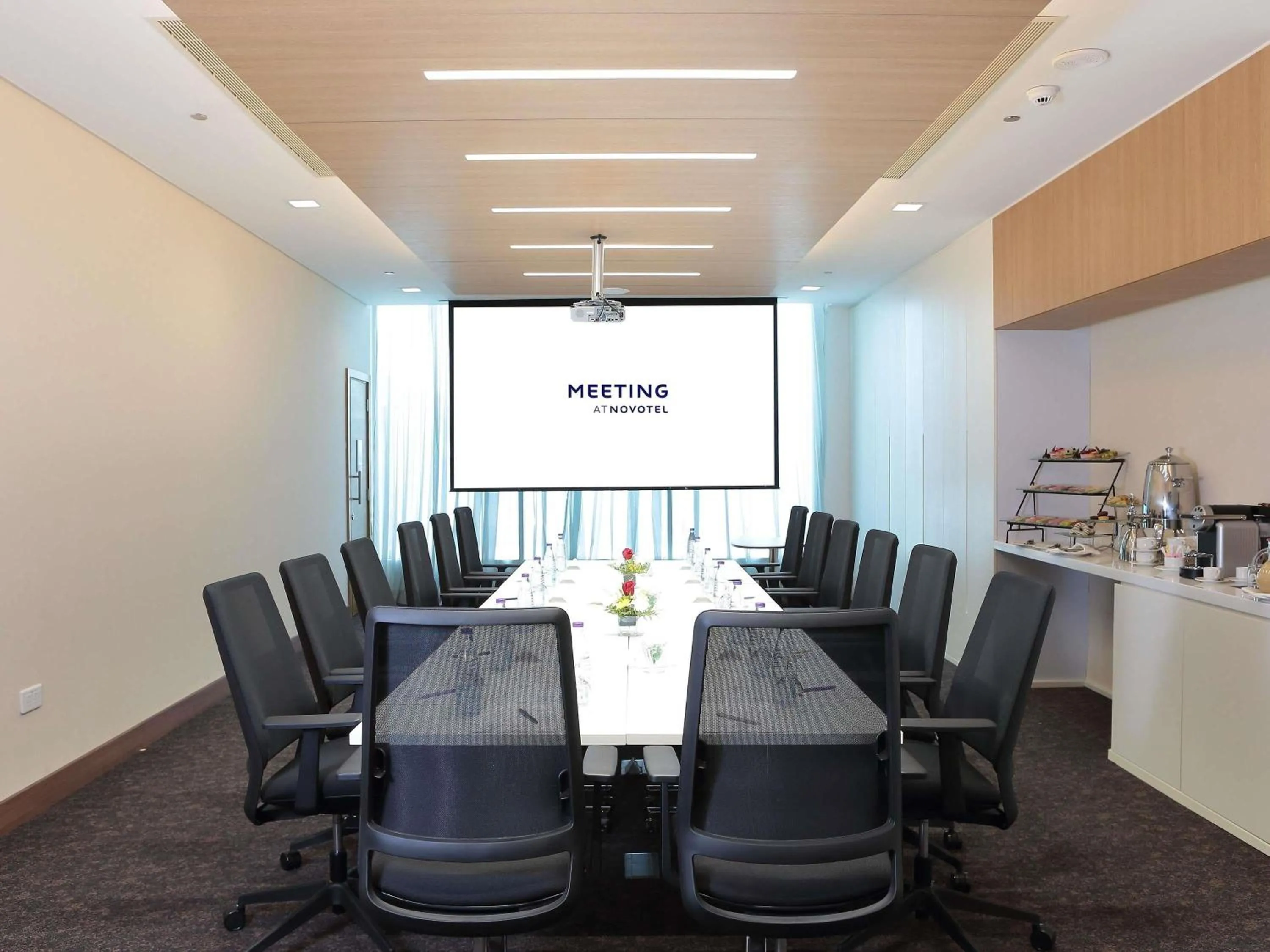 Meeting/conference room in Novotel Jazan