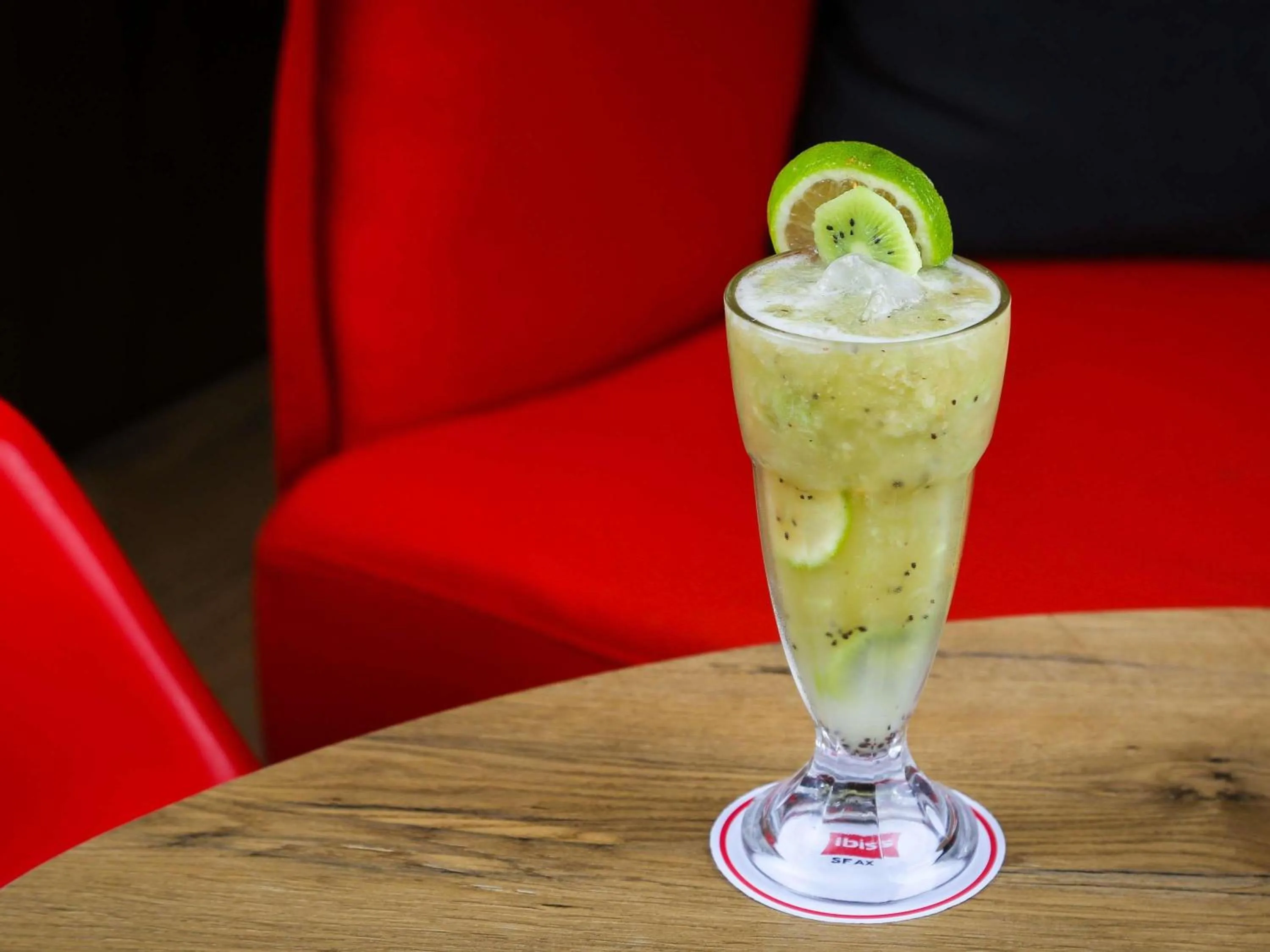 Lounge or bar in Ibis Sfax