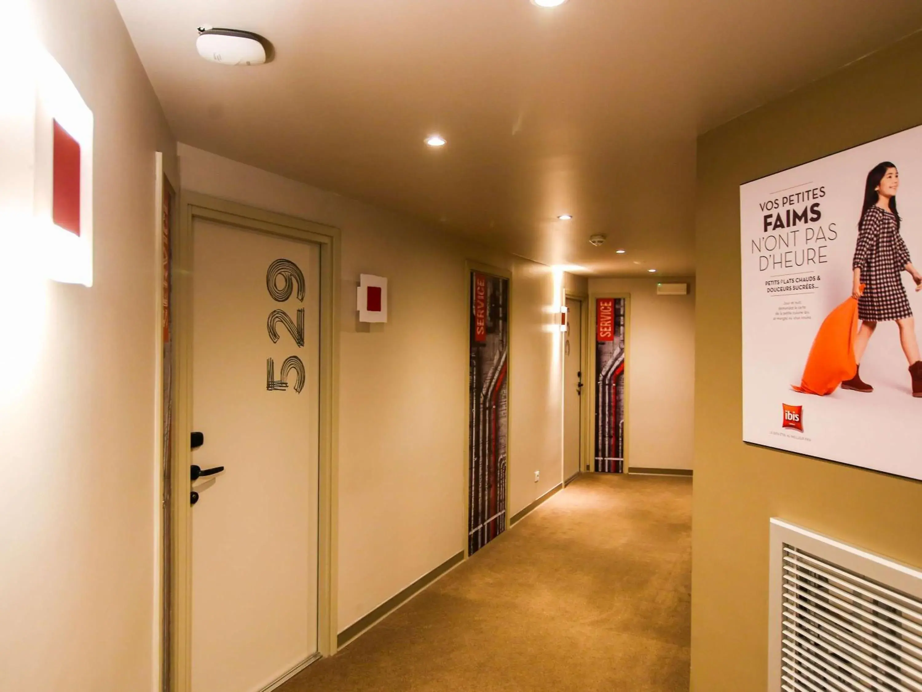 Bedroom in Ibis Sfax Bedroom in Ibis Sfax