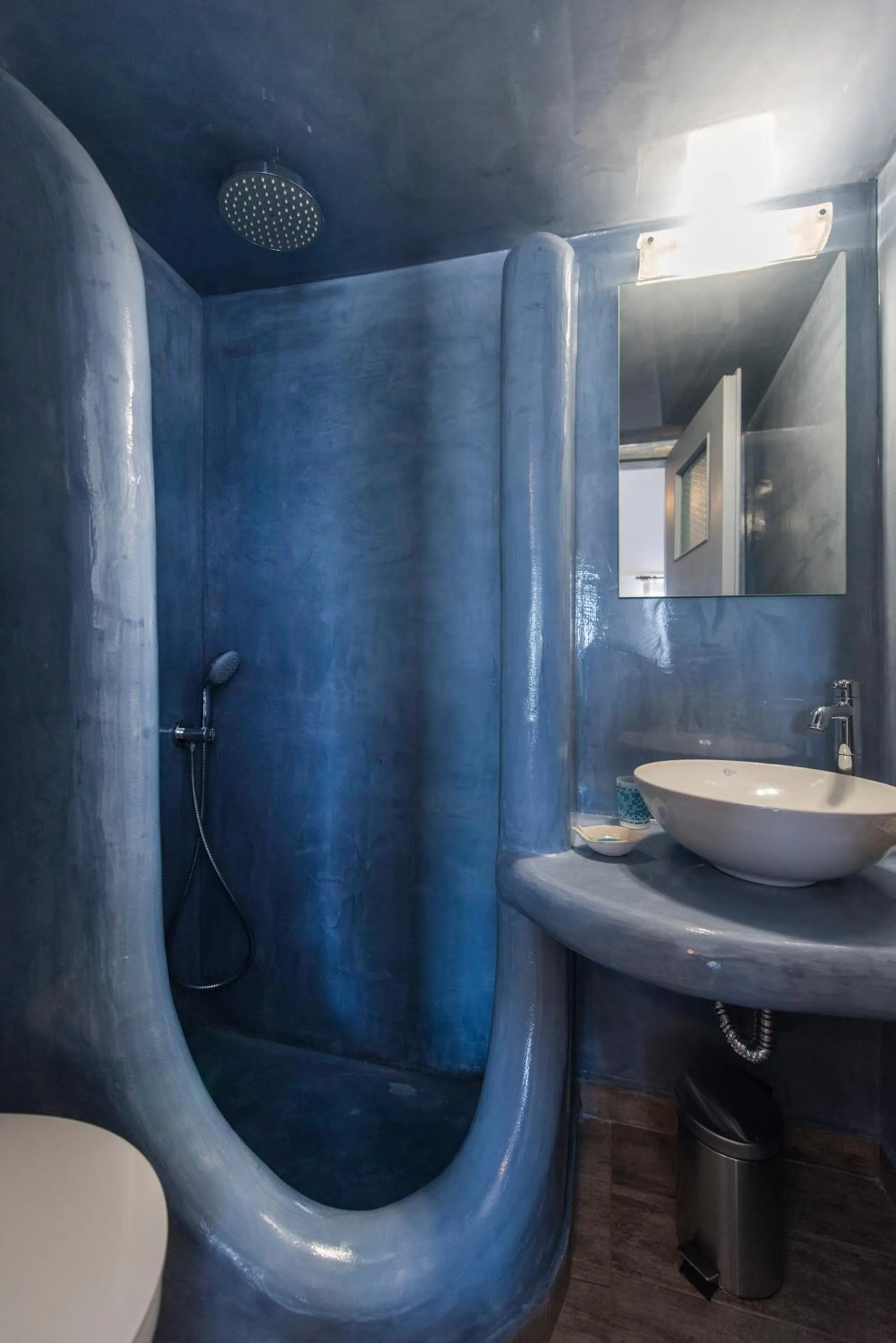 Bathroom in Maryloujohn Villas Oia