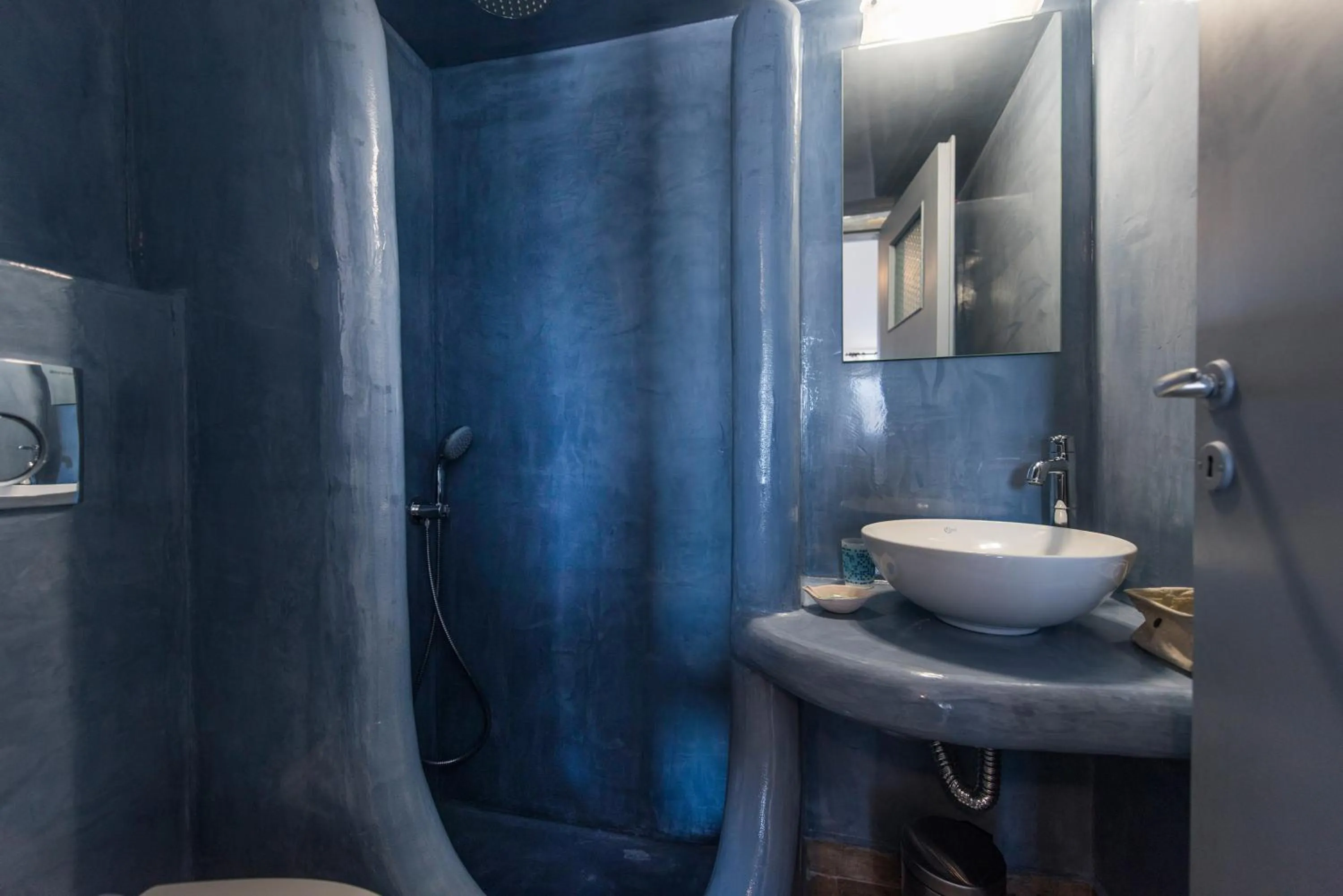 Bathroom in Maryloujohn Villas Oia