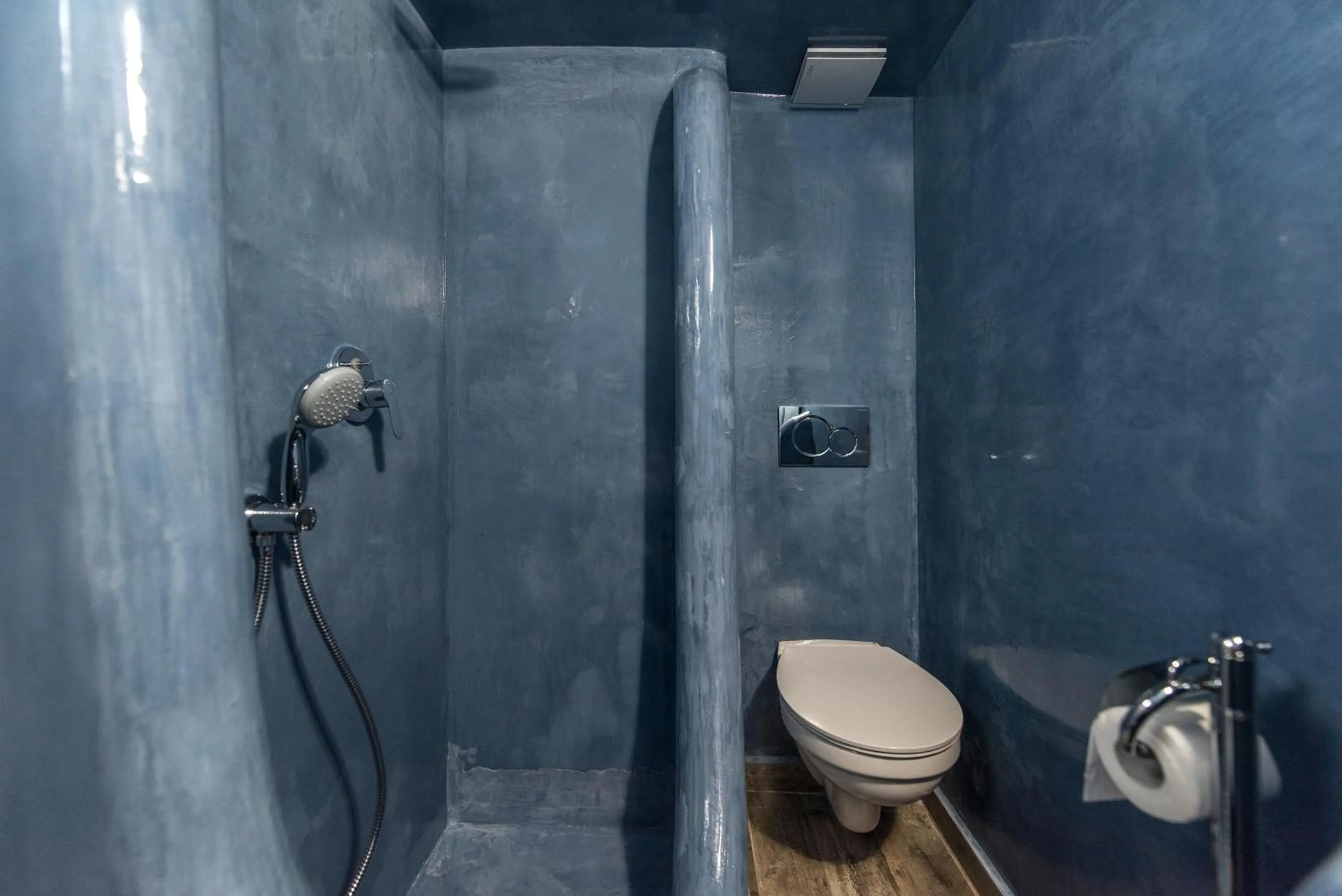 Bathroom in Maryloujohn Villas Oia