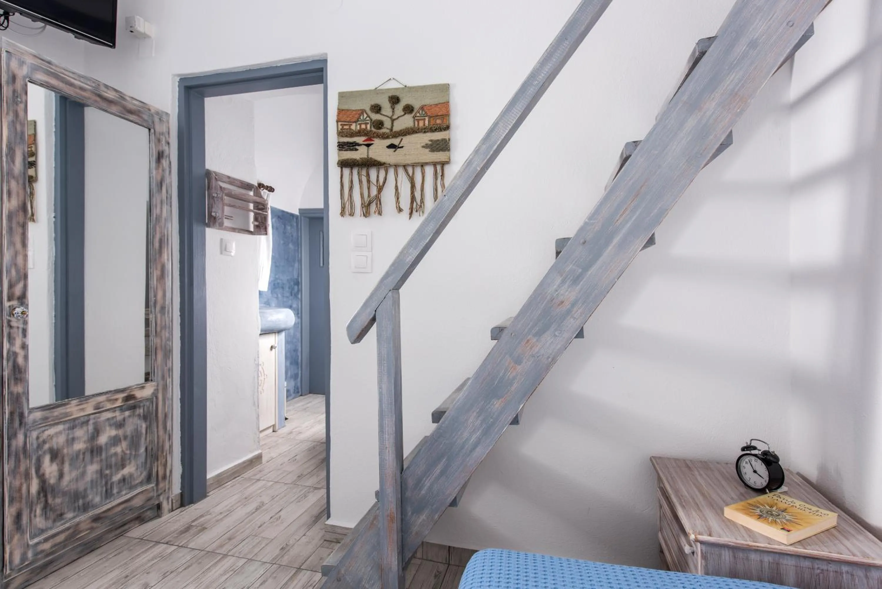 Bedroom in Maryloujohn Villas Oia