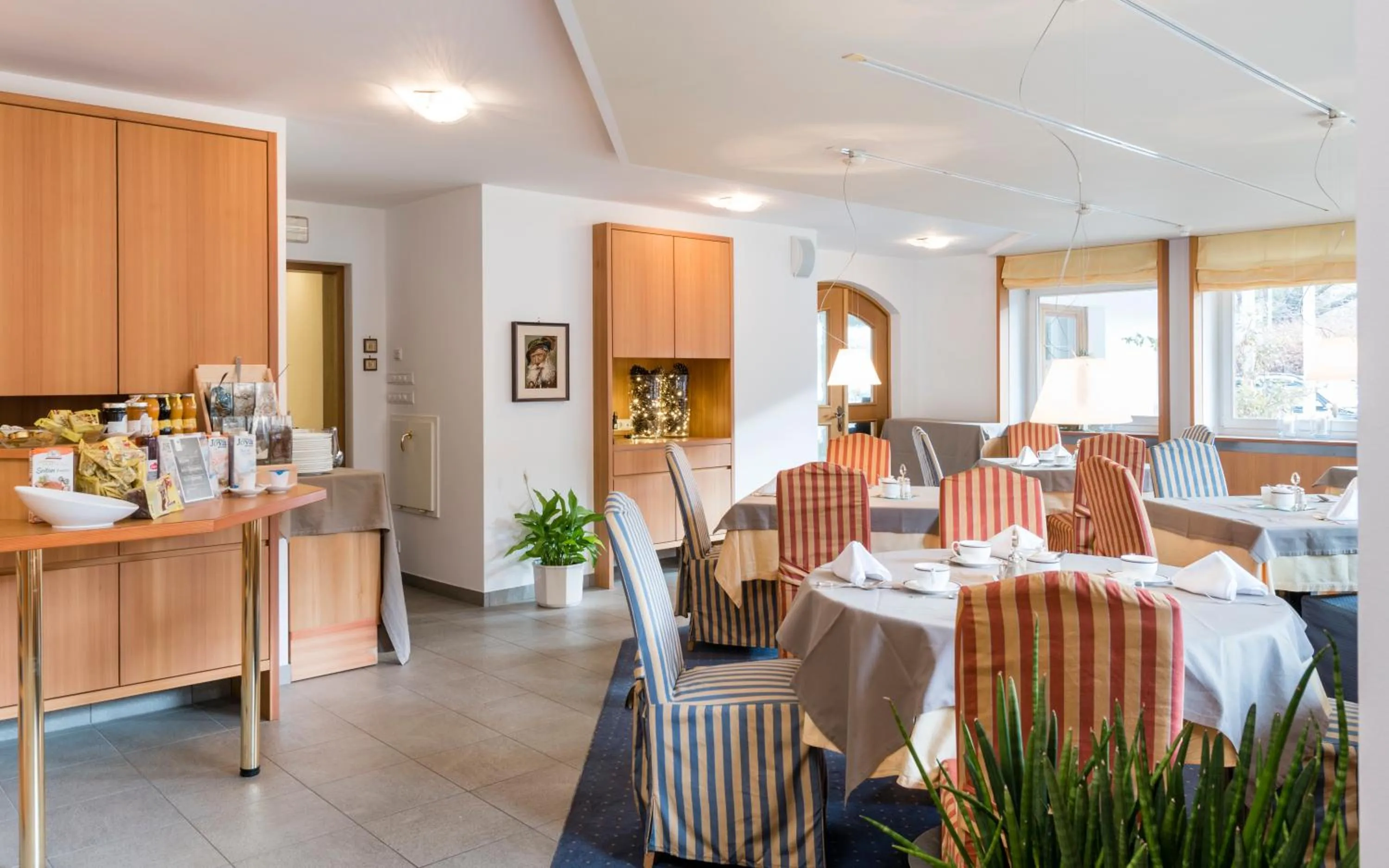 Restaurant/places to eat in Boutique Hotel Am Park