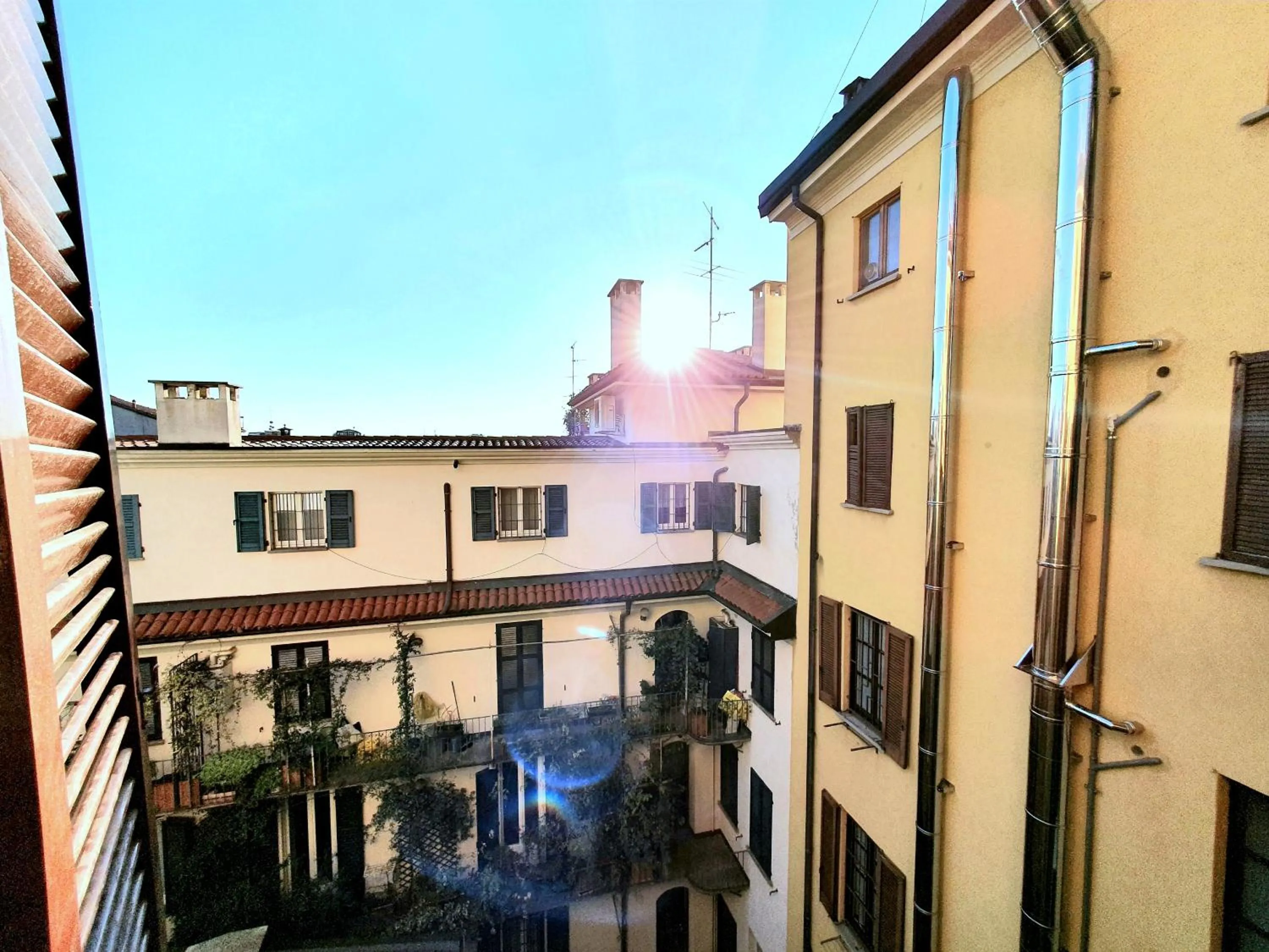 City view in Heart Milan Apartments Duomo Colonne