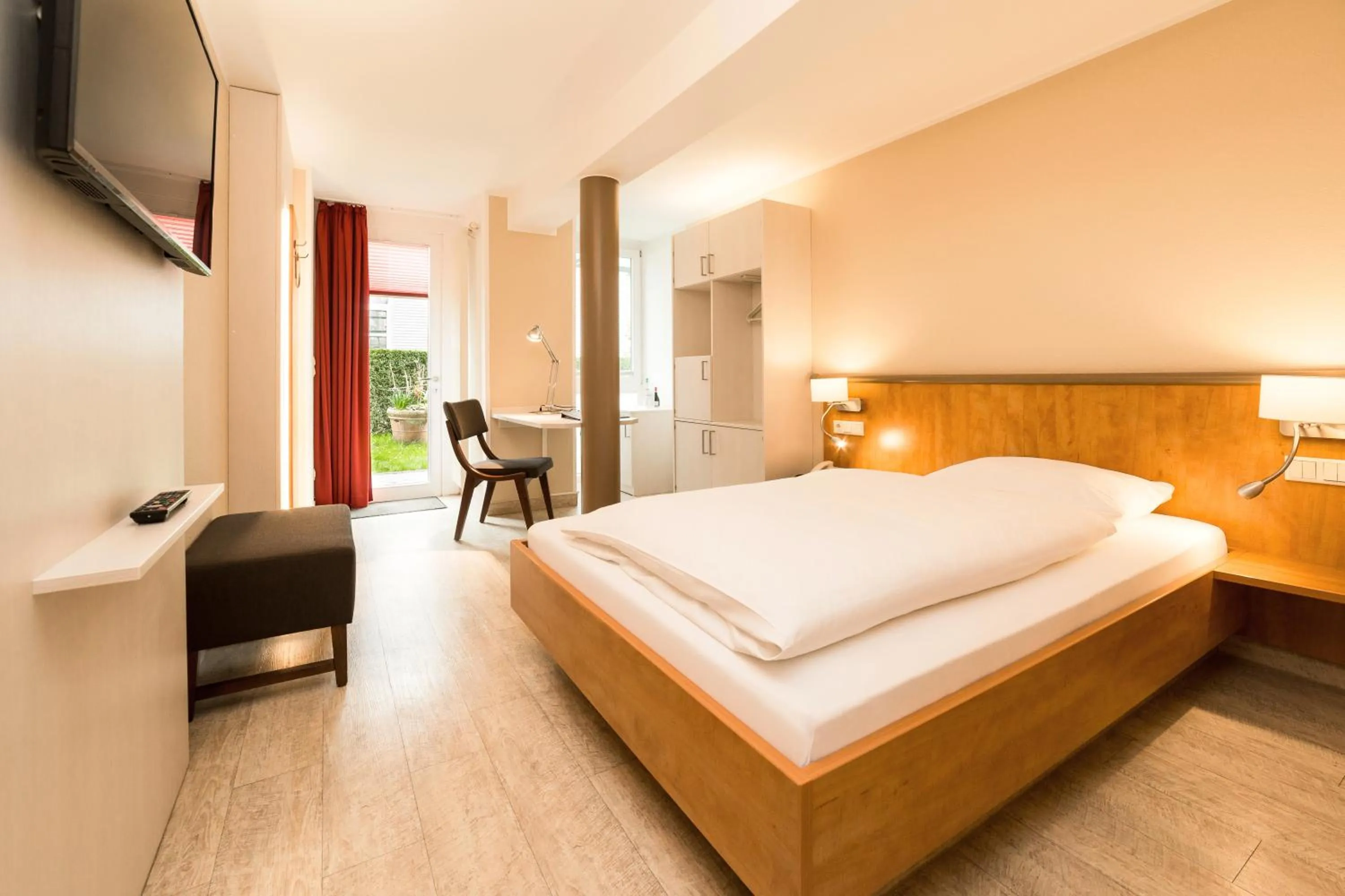 Photo of the whole room, Bed in Hotel Spree-idyll