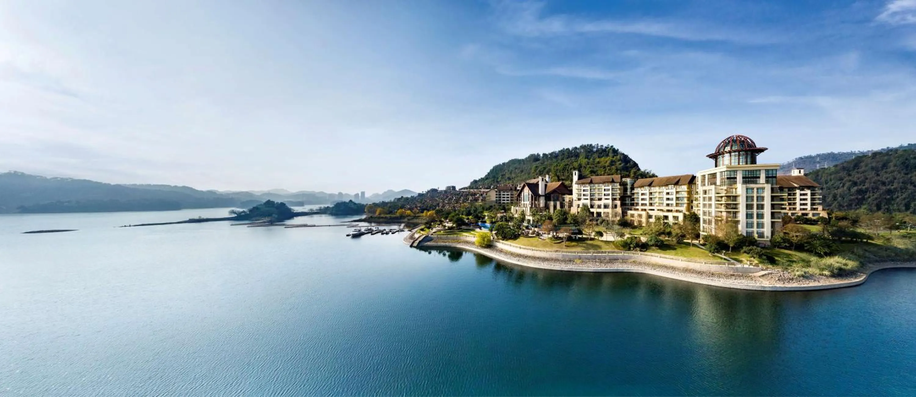 Property building in Hilton Hangzhou Qiandao Lake Resort