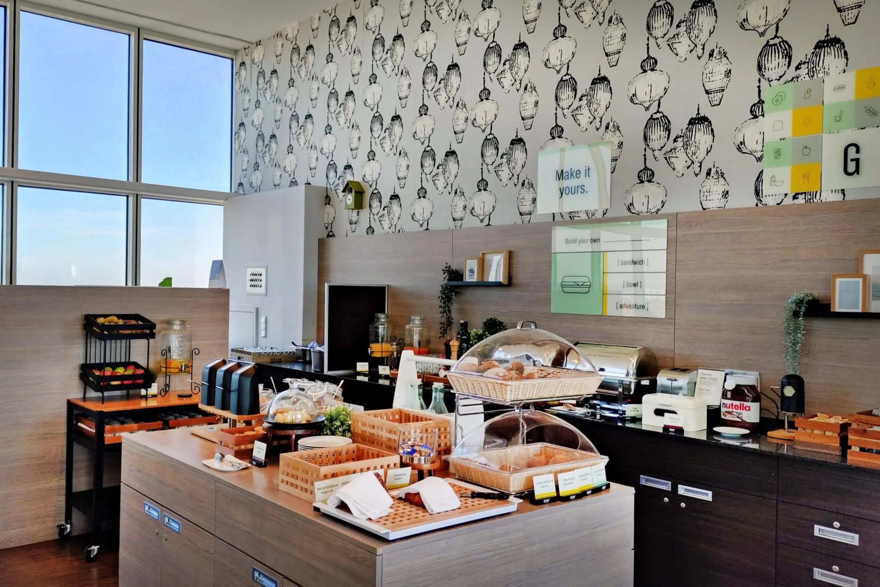 Breakfast in Select Hotel Berlin Spiegelturm