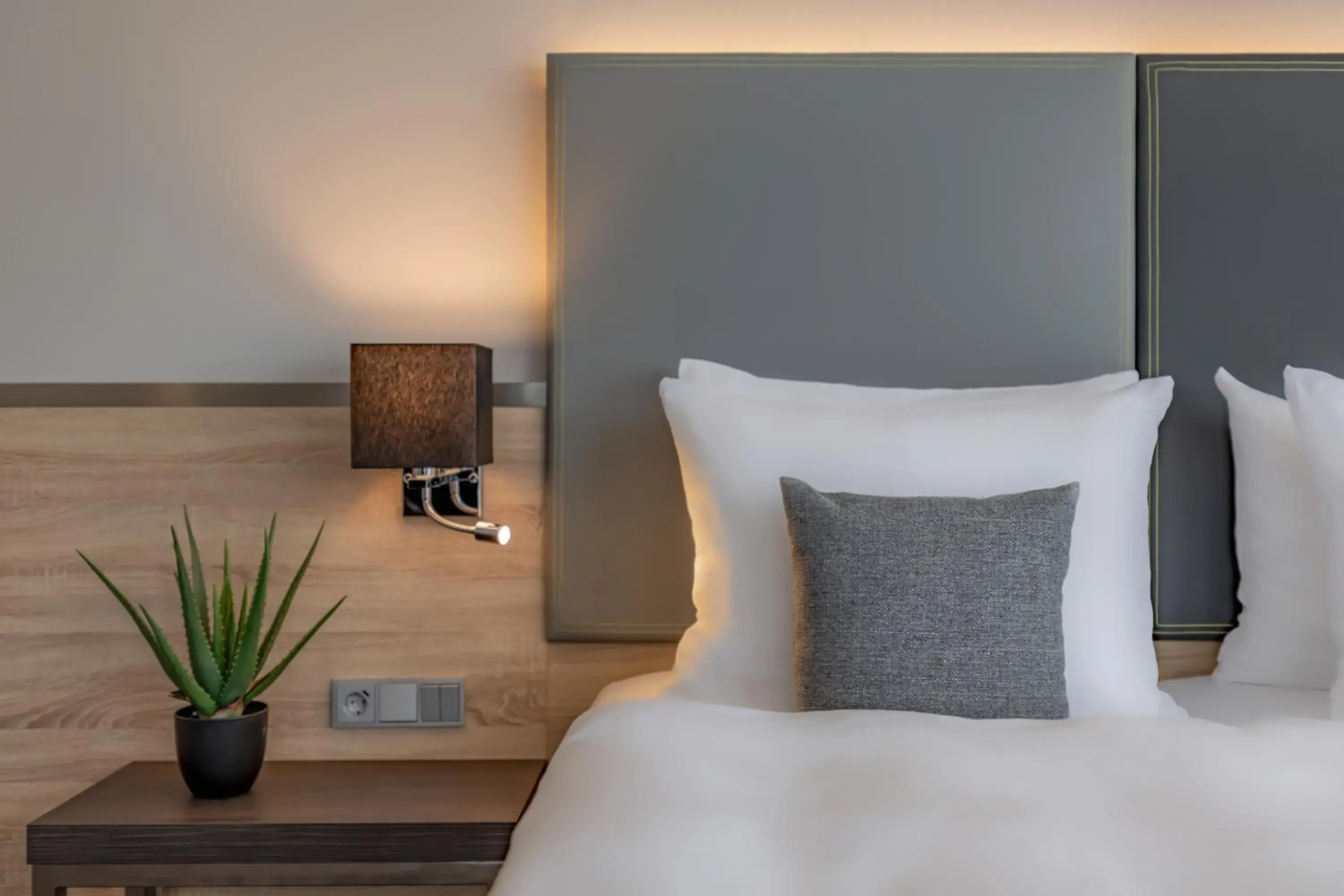 Photo of the whole room, Bed in Garner Hotel Berlin - Spandau by IHG Photo of the whole room, Bed in Garner Hotel Berlin - Spandau by IHG