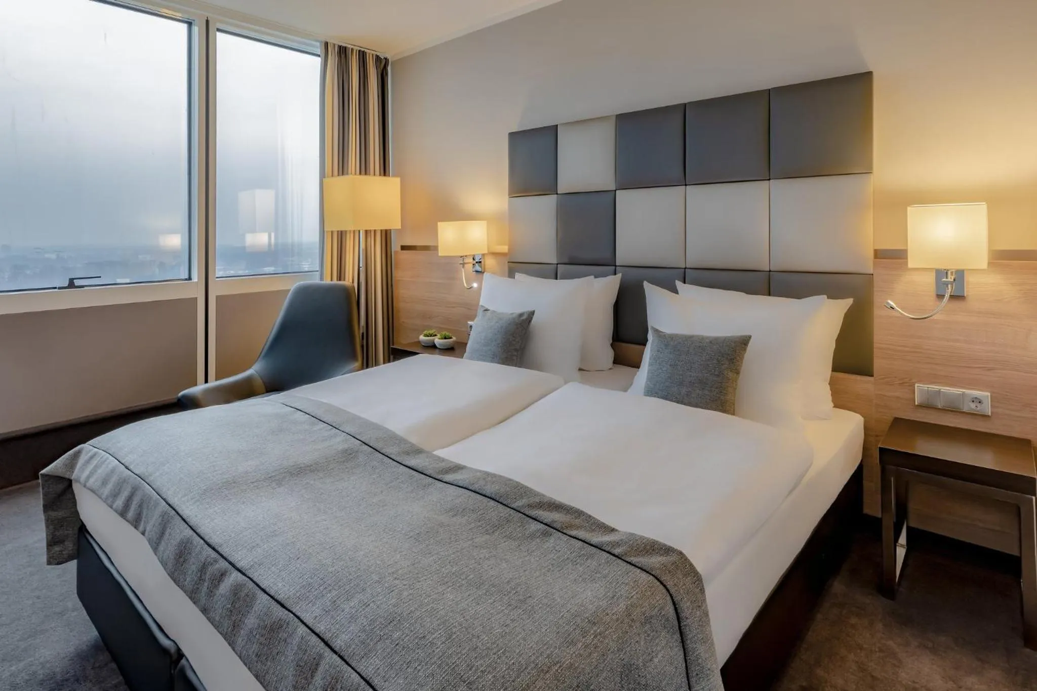 Photo of the whole room, Bed in Select Hotel Berlin Spiegelturm