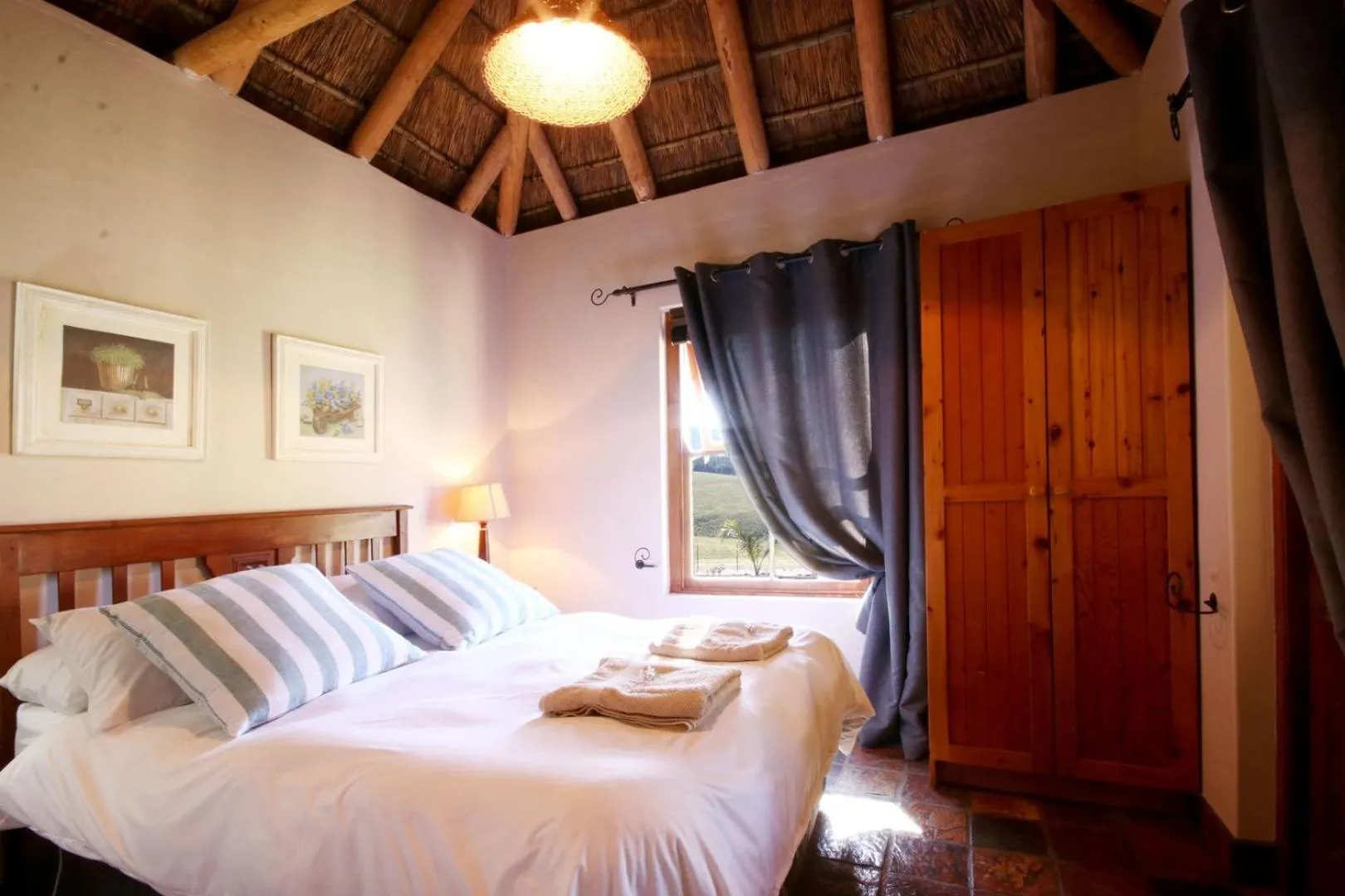Bed in Oudebosch Guest Farm