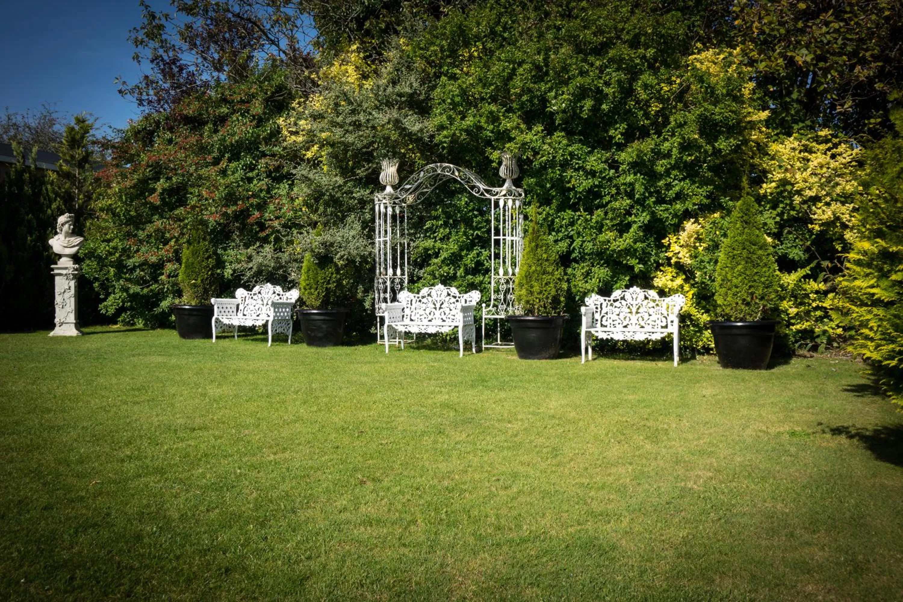 Garden in Meadow Court Hotel