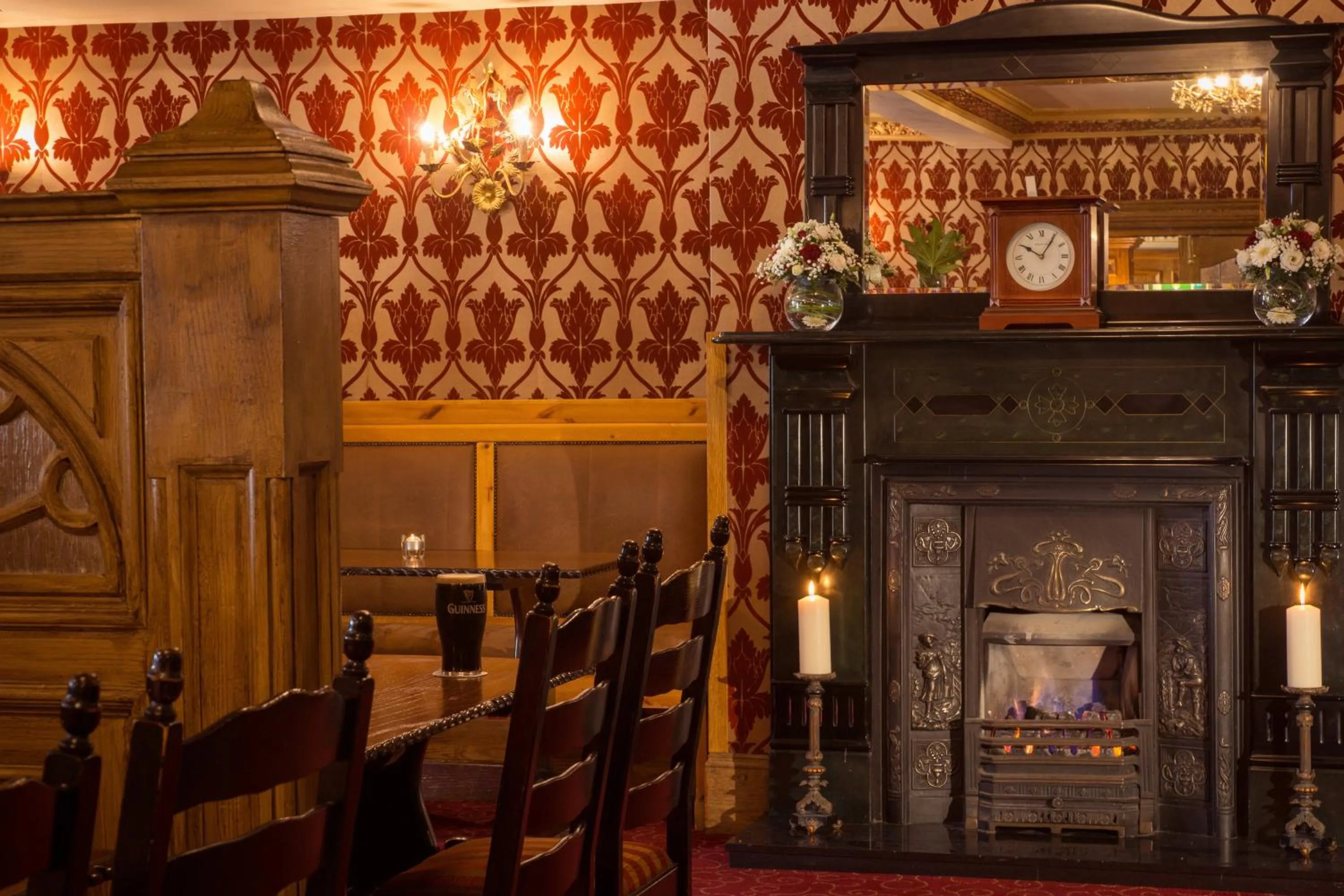 Lounge or bar in Meadow Court Hotel