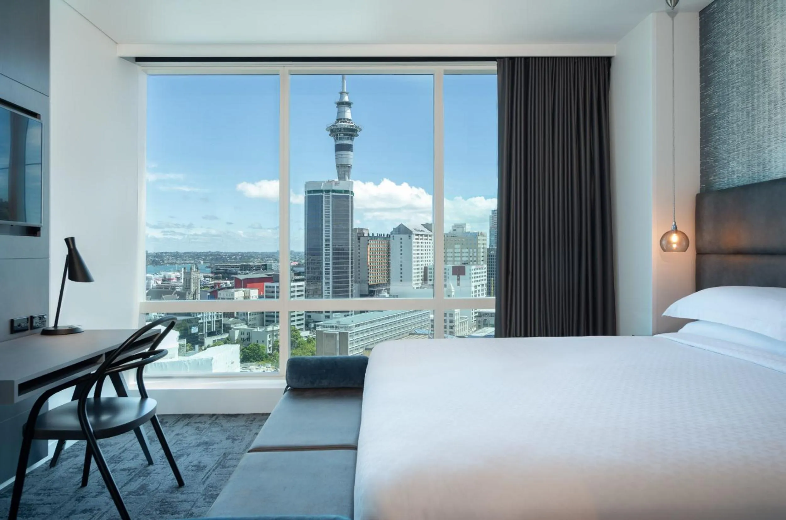Bed in Four Points by Sheraton Auckland