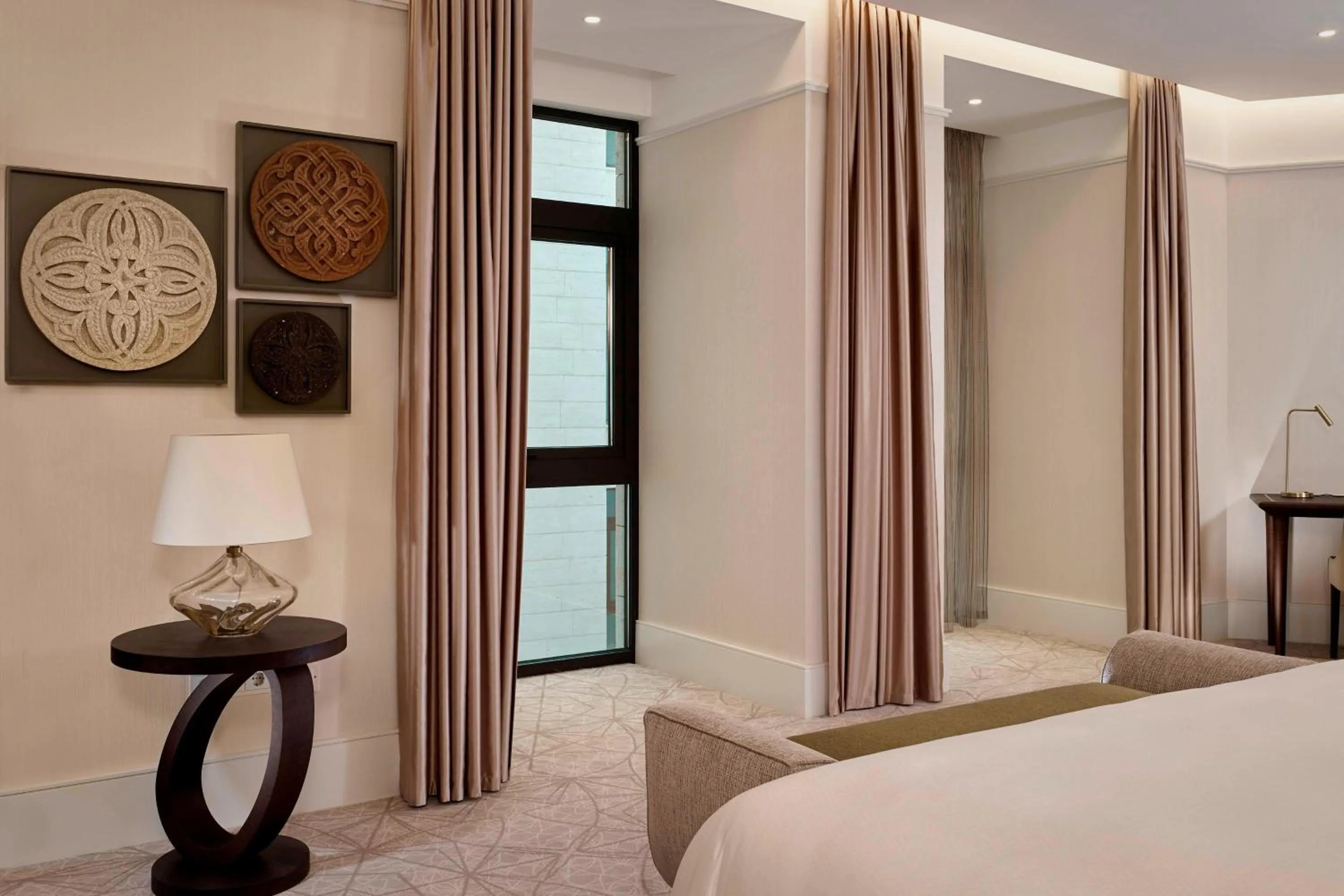 Living room, Bed in The Alexander, a Luxury Collection Hotel, Yerevan