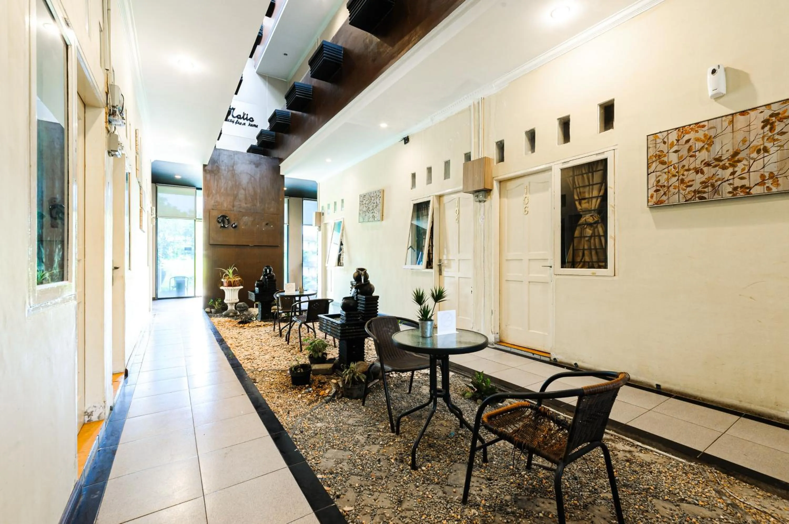 Property building in RedDoorz Plus near Universitas Sumatera Utara