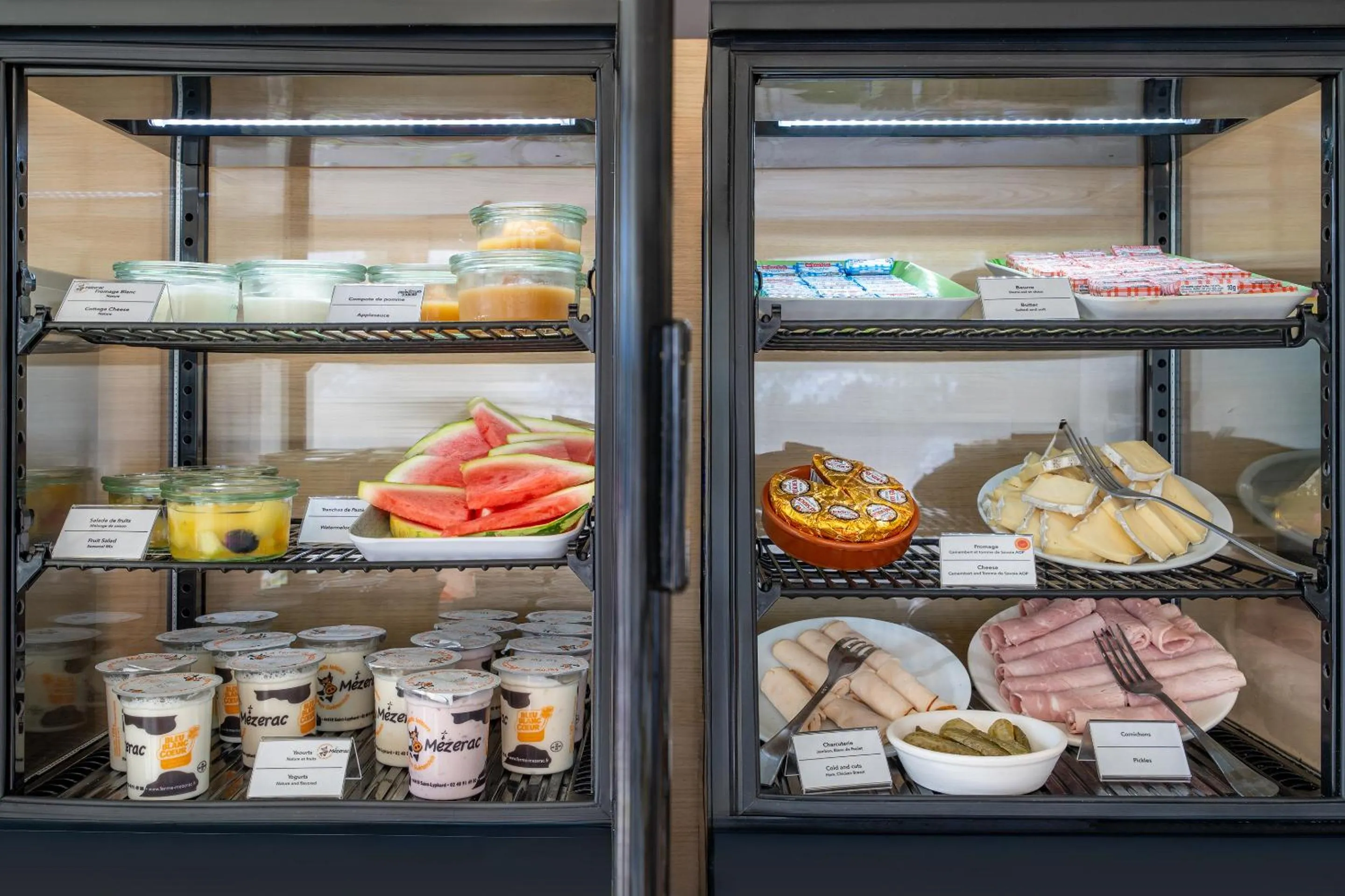 Breakfast in Sure Hotel By Best Western Guerande