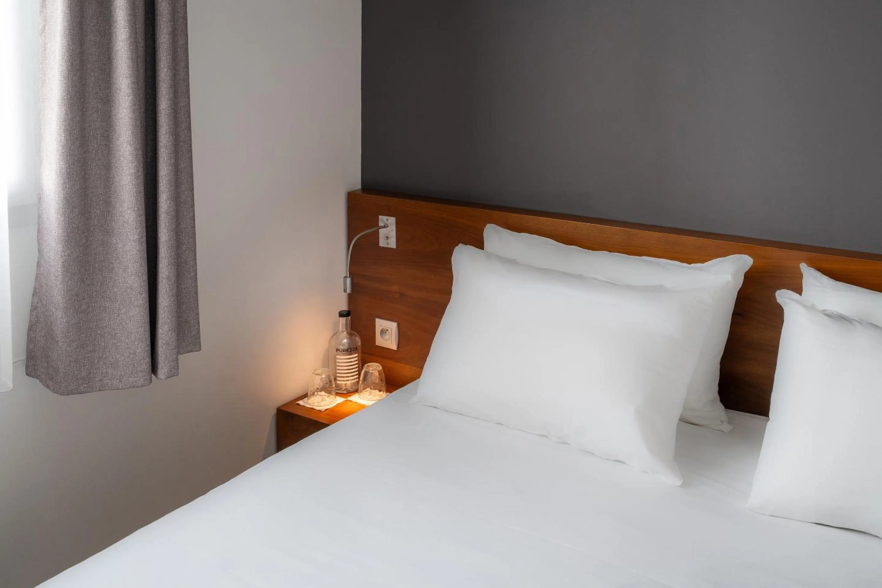 Bedroom, Bed in Sure Hotel By Best Western Guerande